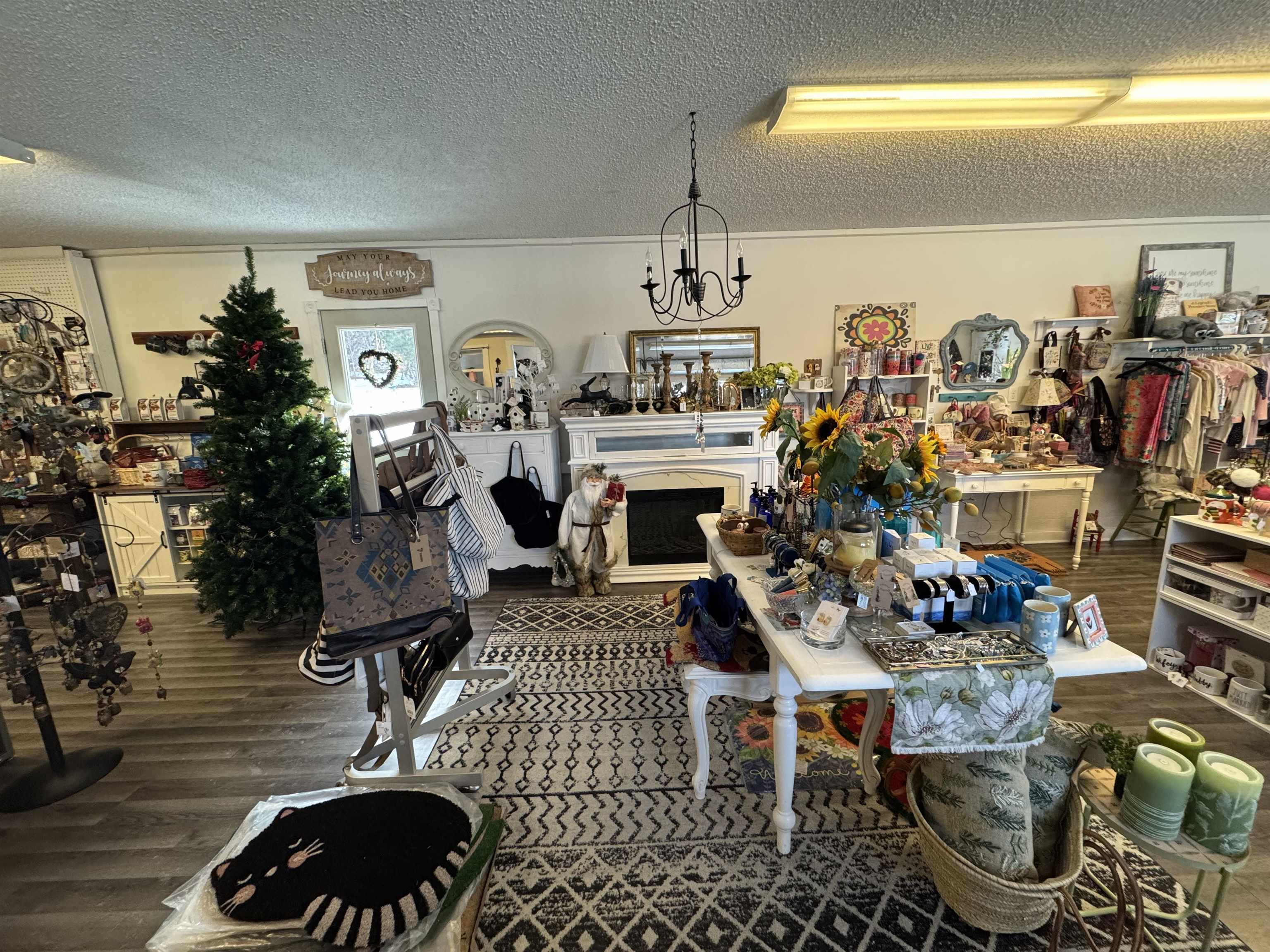 11516 Main Street, Honor, MI, 49640