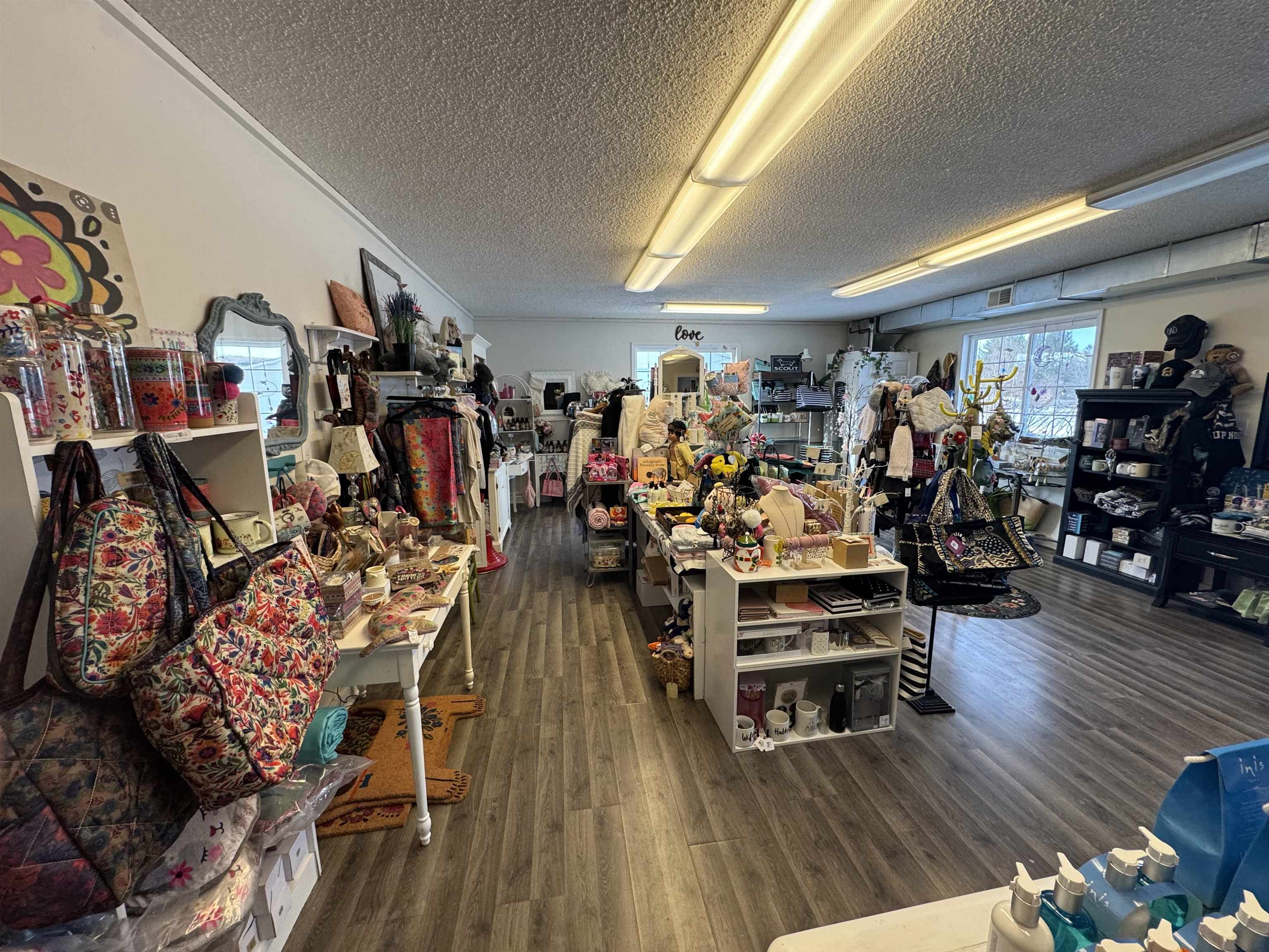 11516 Main Street, Honor, MI, 49640