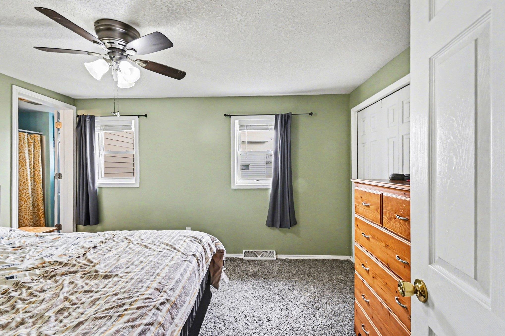 528 S Main Street Road, Fowler, MI, 48835-9781