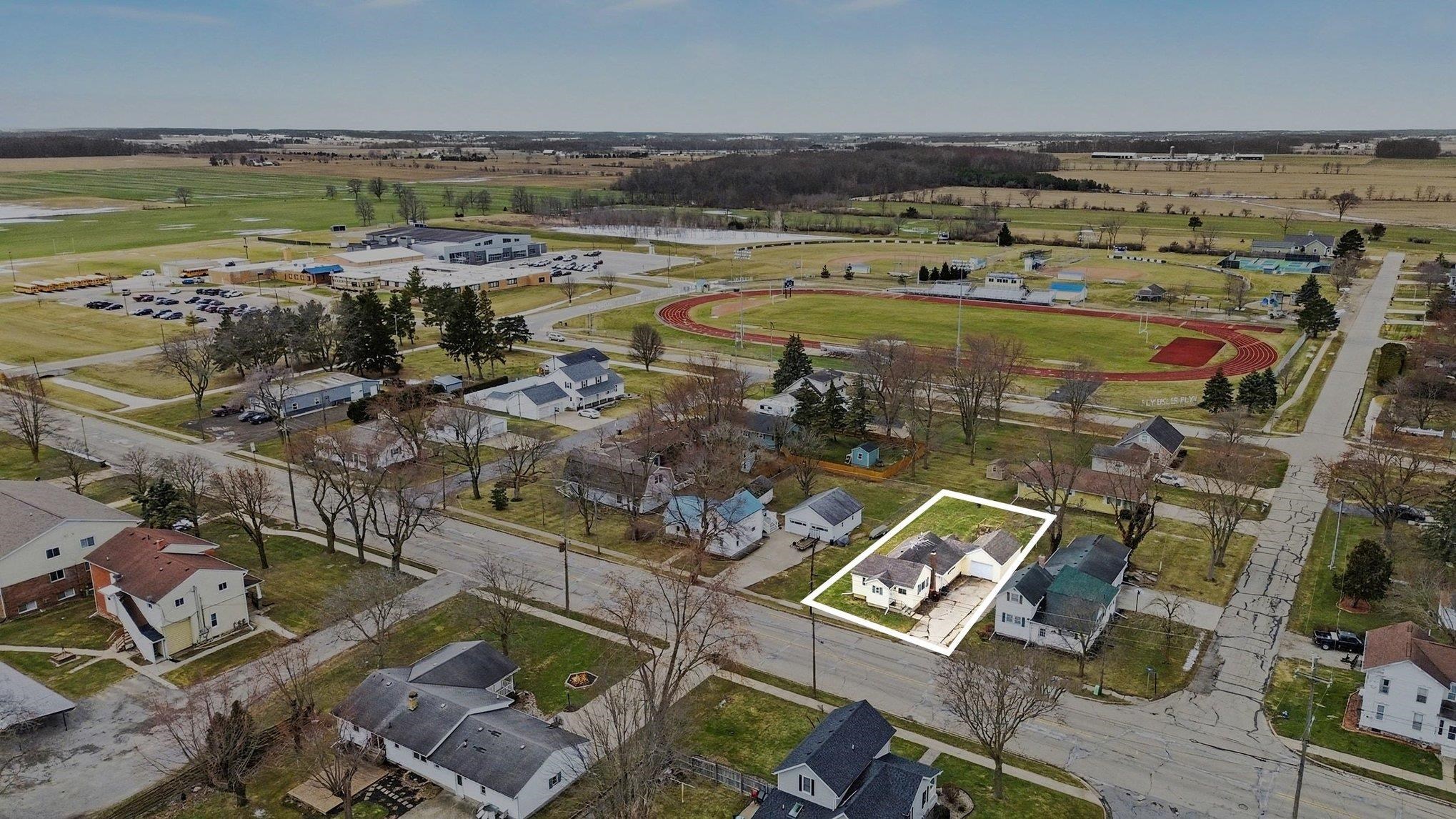 528 S Main Street Road, Fowler, MI, 48835-9781