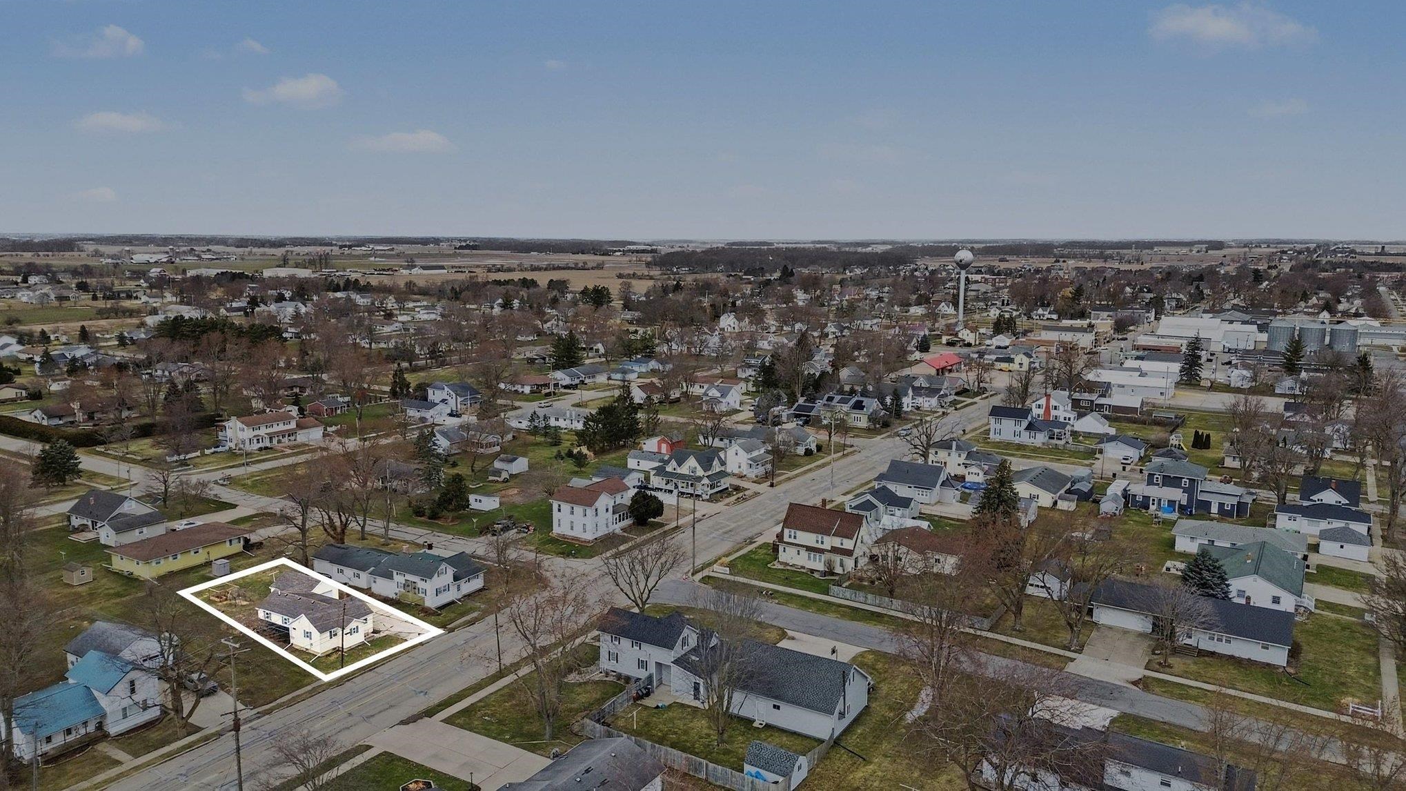 528 S Main Street Road, Fowler, MI, 48835-9781