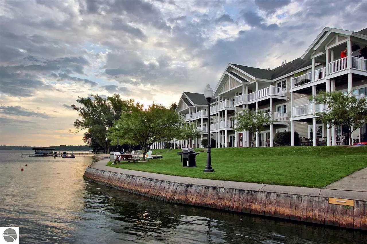 1st image of 1246 Sunnyside, Cadillac, MI 49601 | MLS# 78080066224