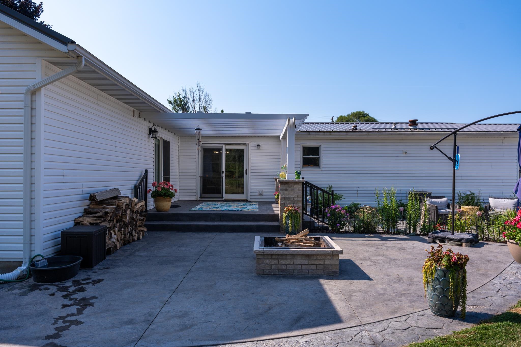 5806 W Weidman Road, Weidman, MI, 48893