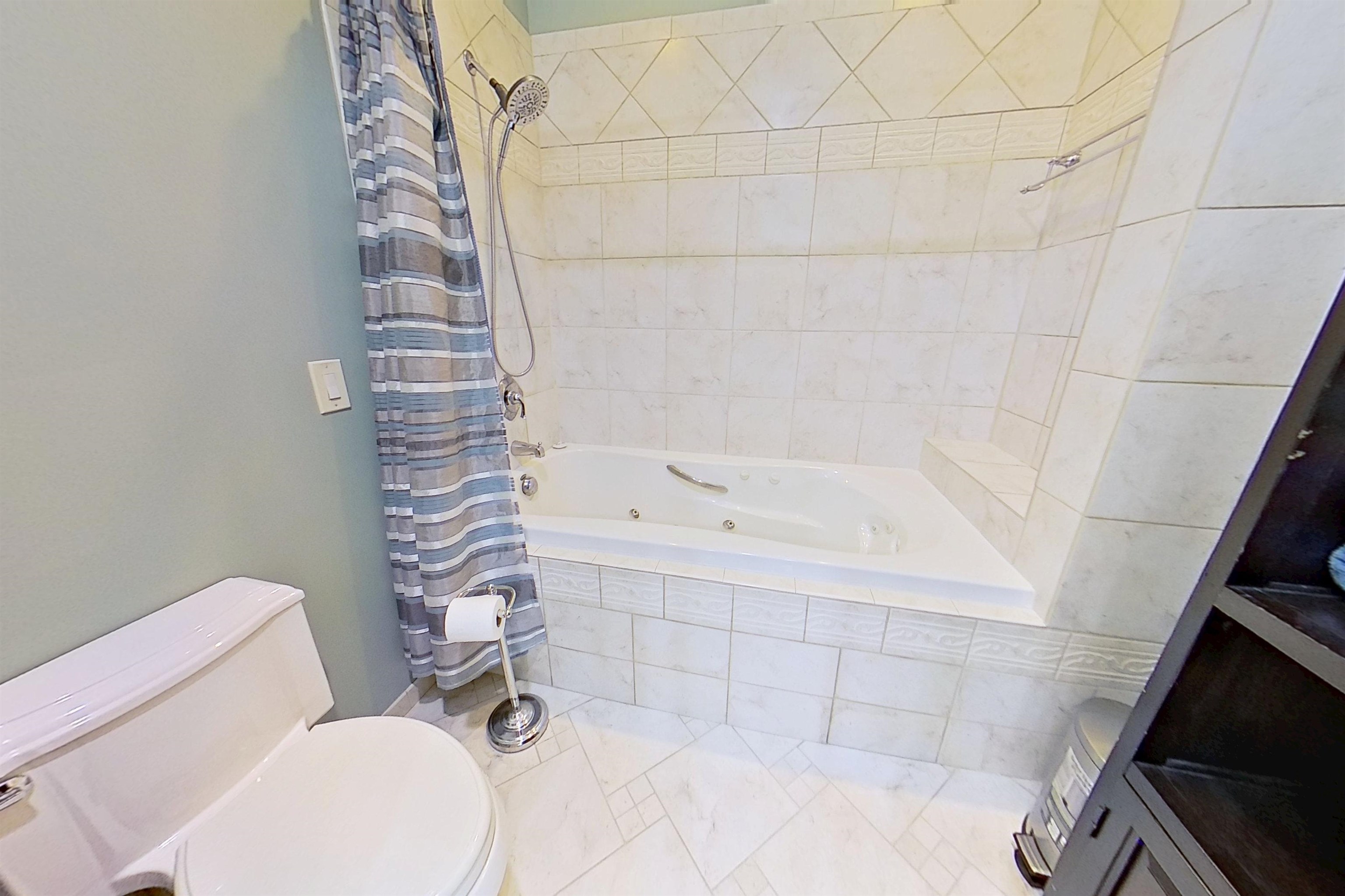 5806 W Weidman Road, Weidman, MI, 48893