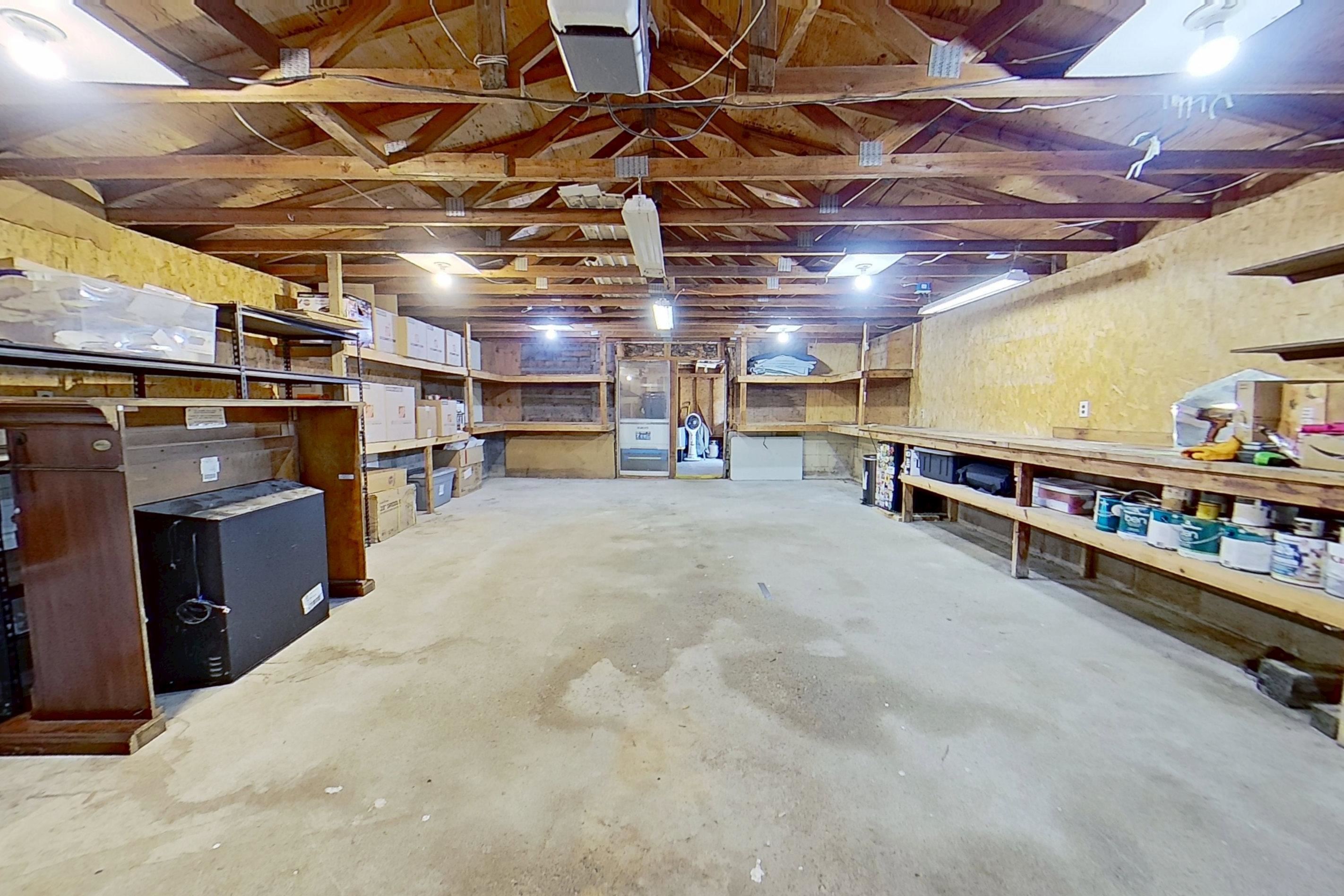 5806 W Weidman Road, Weidman, MI, 48893