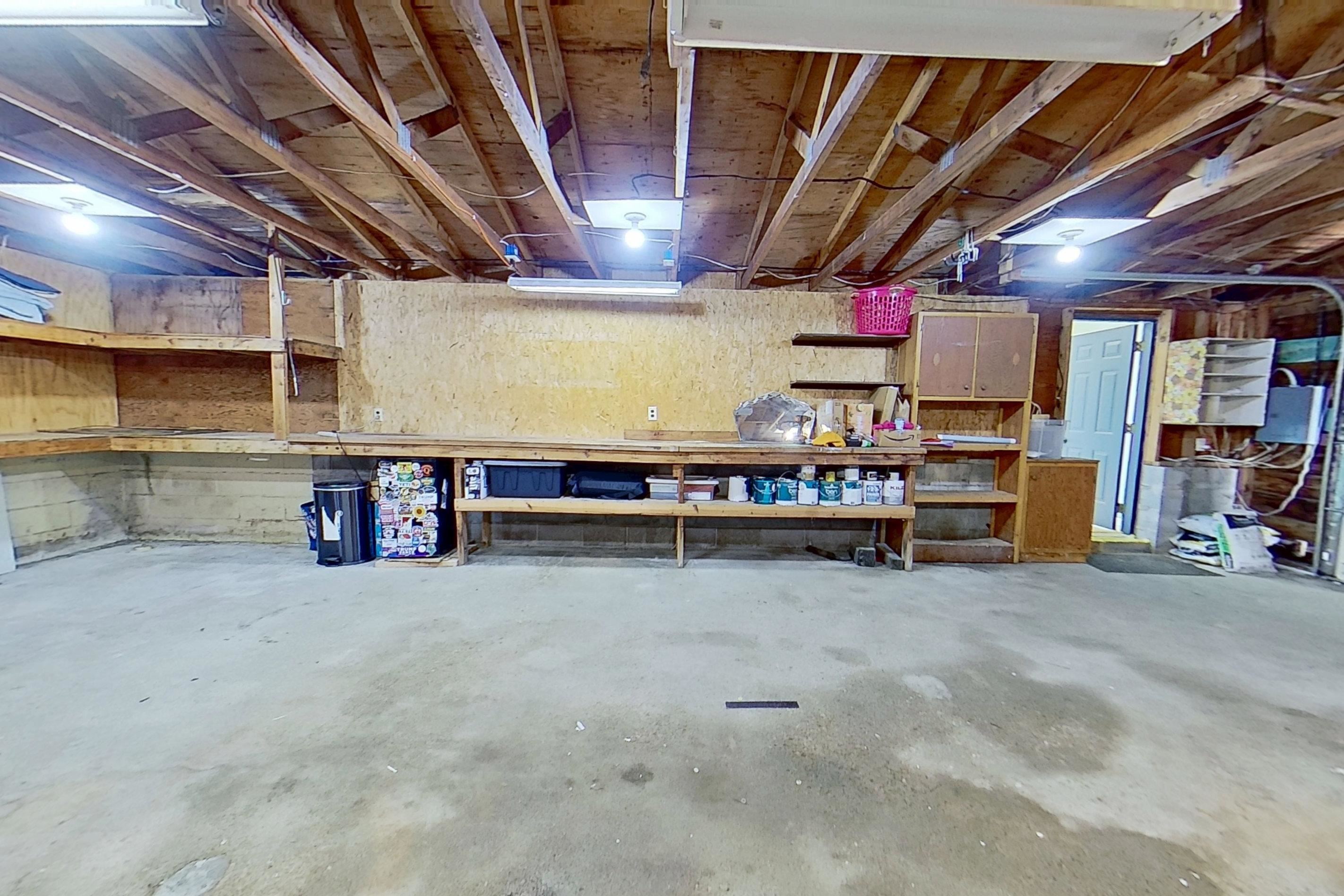 5806 W Weidman Road, Weidman, MI, 48893