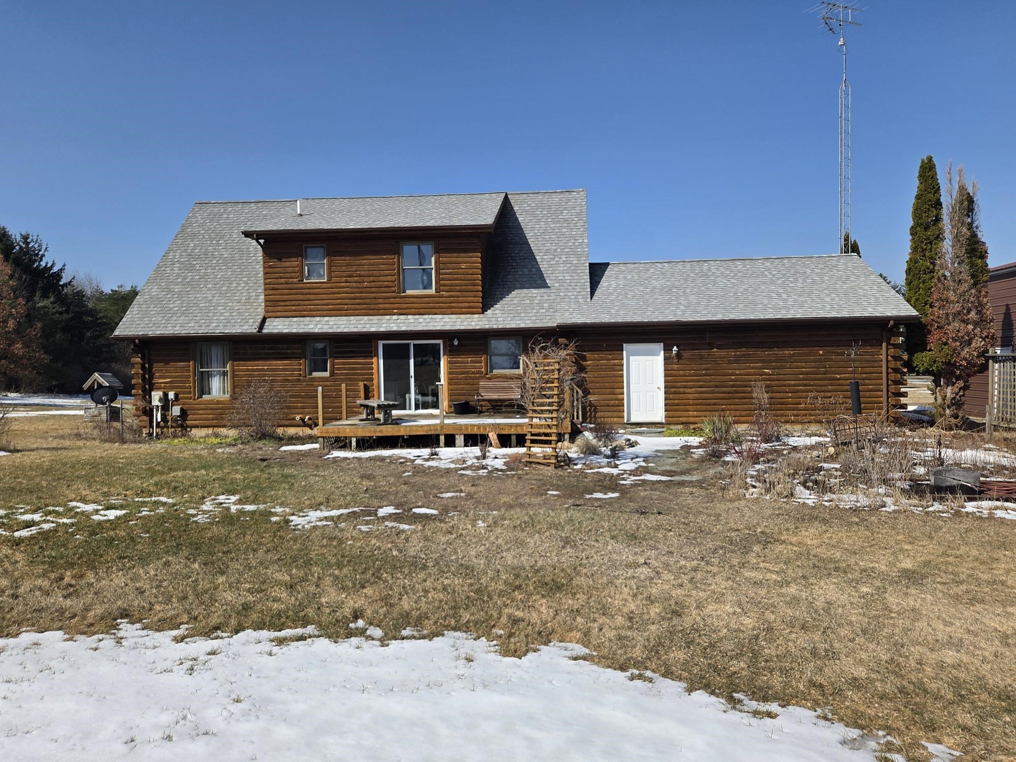 2264 N Littlefield Road, Weidman, MI, 48893