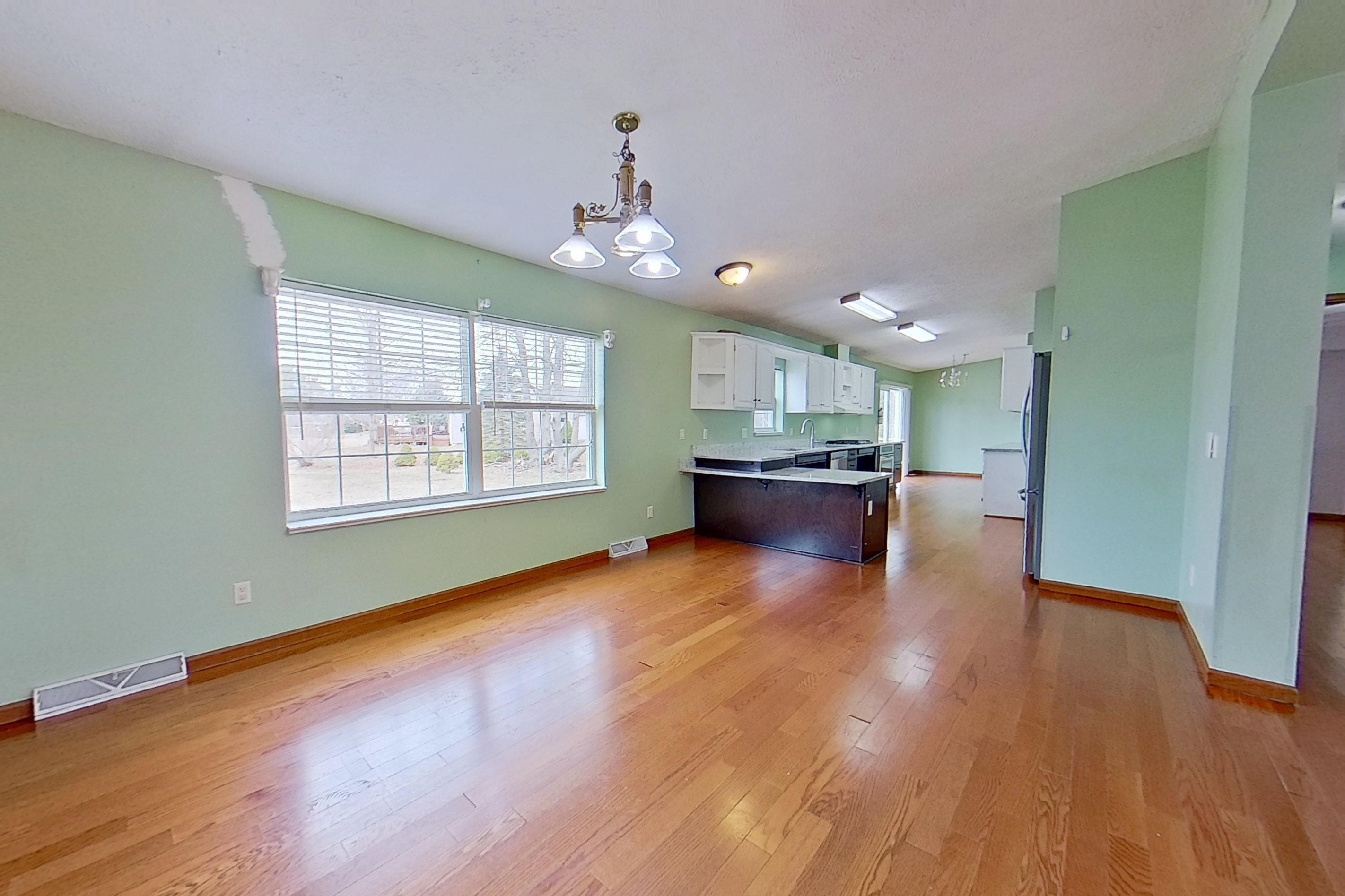 28 W Broomfield Road, Mount Pleasant, MI, 48858