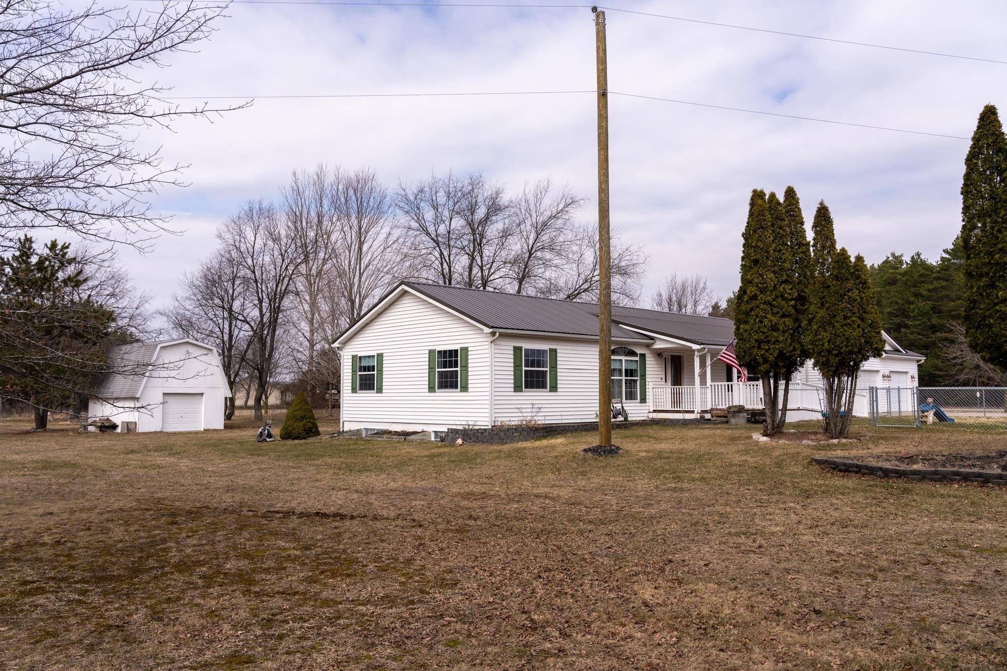 28 W Broomfield Road, Mount Pleasant, MI, 48858