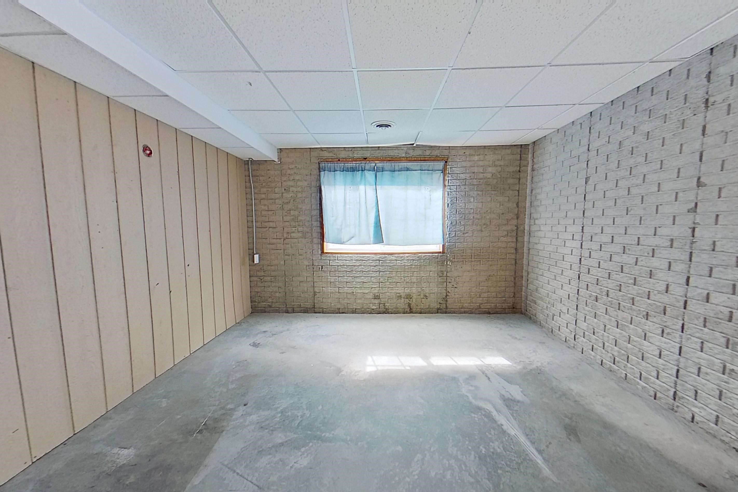 28 W Broomfield Road, Mount Pleasant, MI, 48858