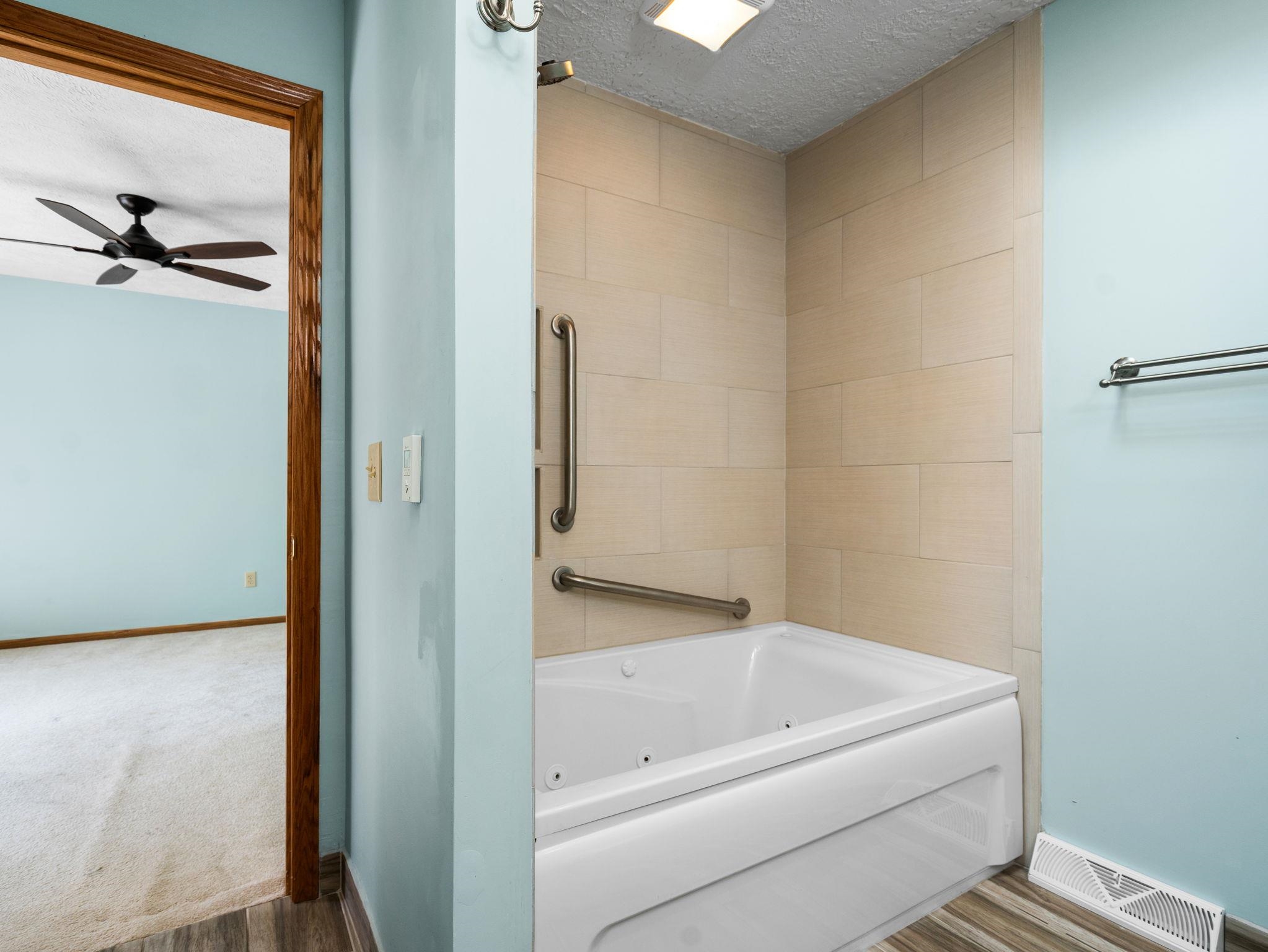 2189 Hammond Place E UNIT&nbsp;57, Traverse City, MI, 49686