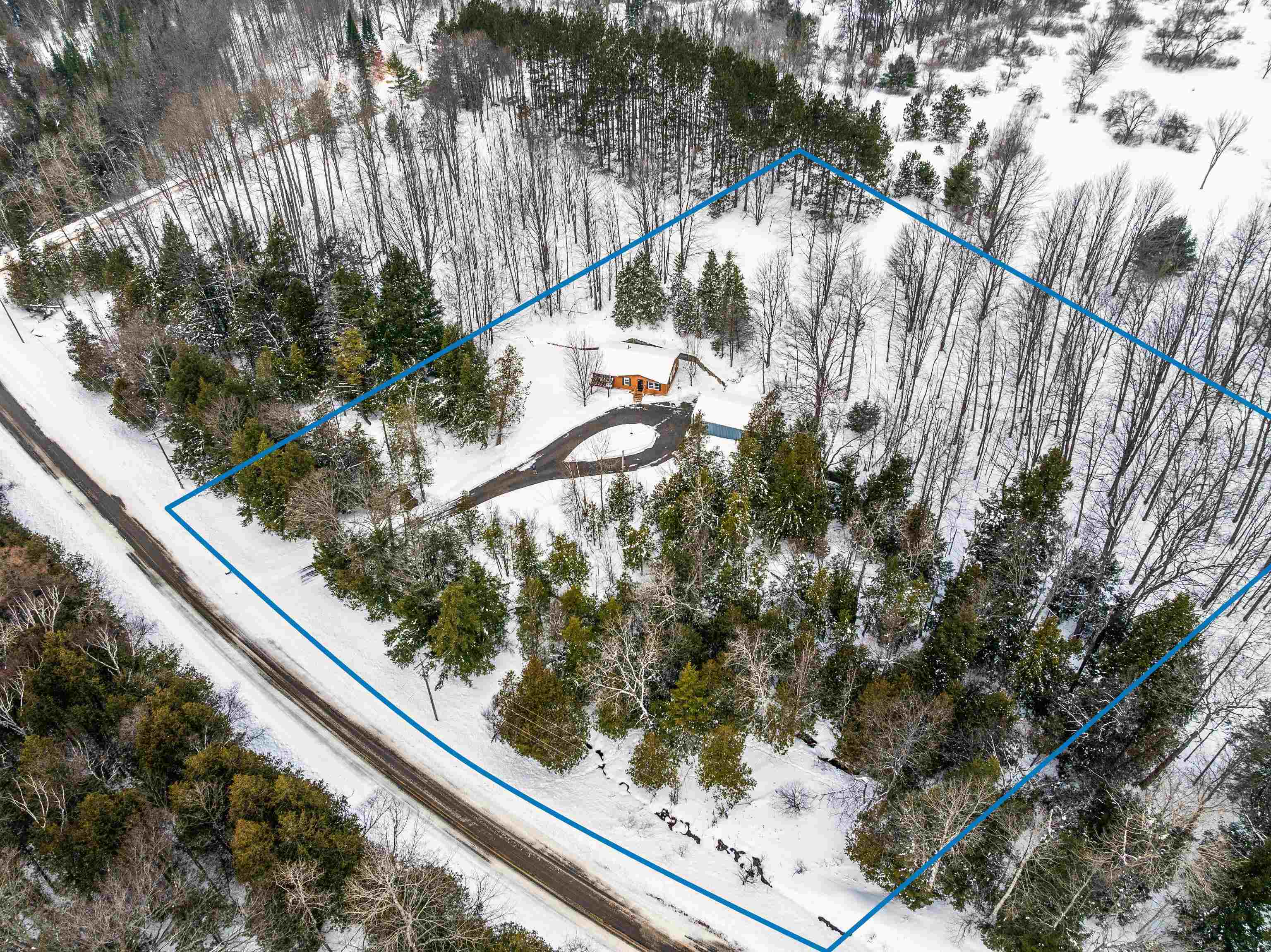 8086 Narrow Gauge Road, Beulah, MI, 49617