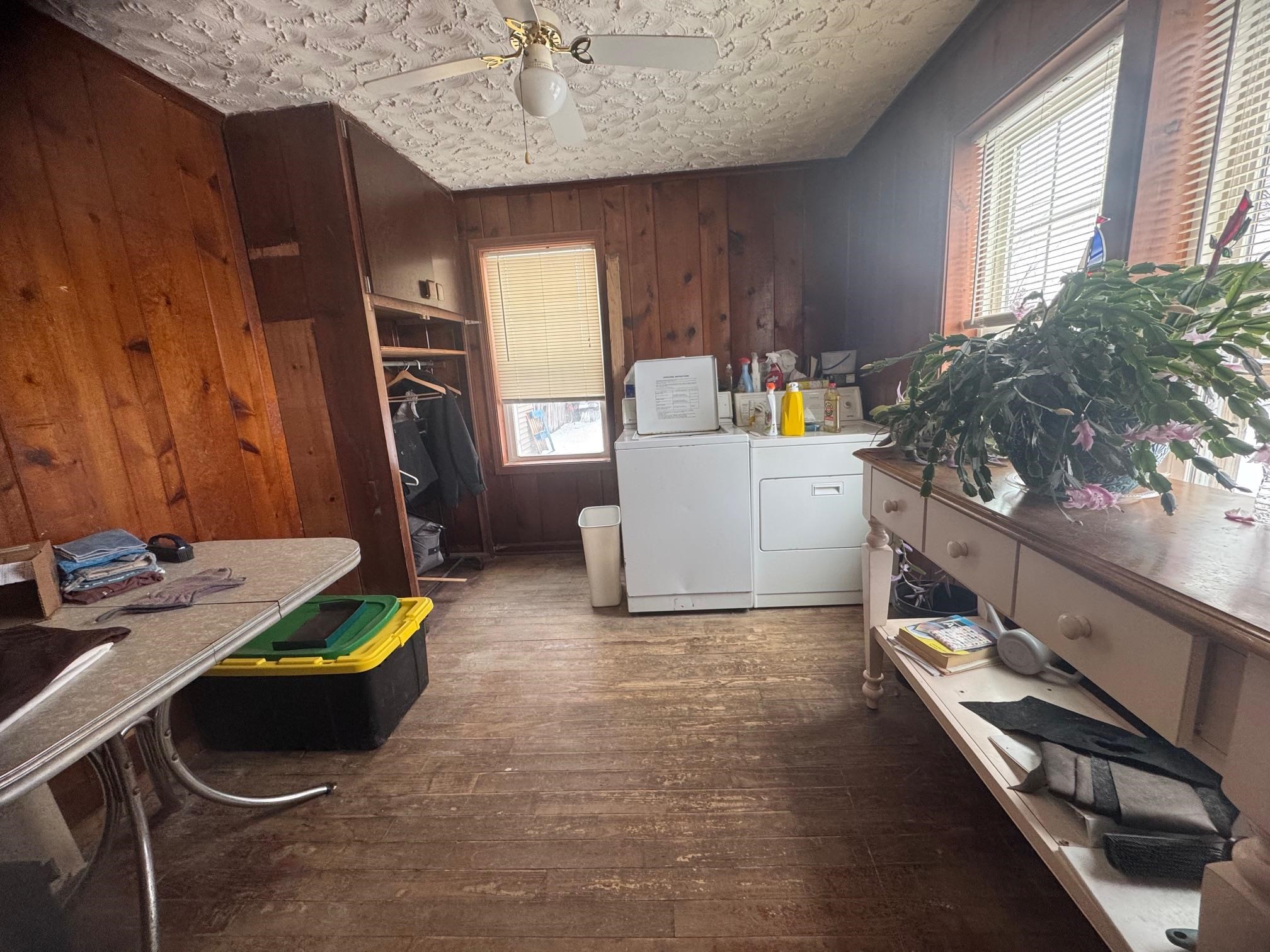 304 Oliver Street, Houghton Lake, MI, 48629