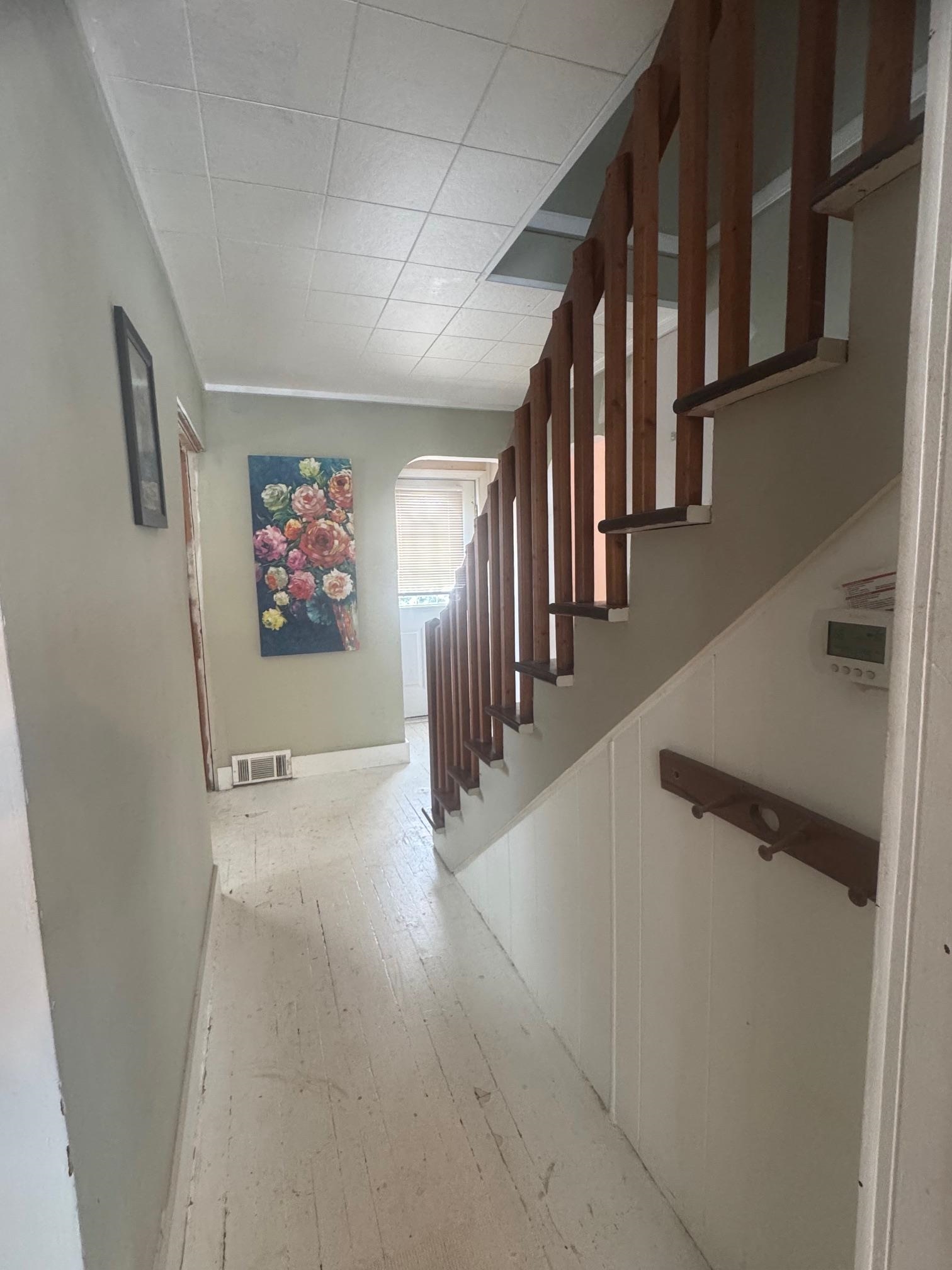 304 Oliver Street, Houghton Lake, MI, 48629