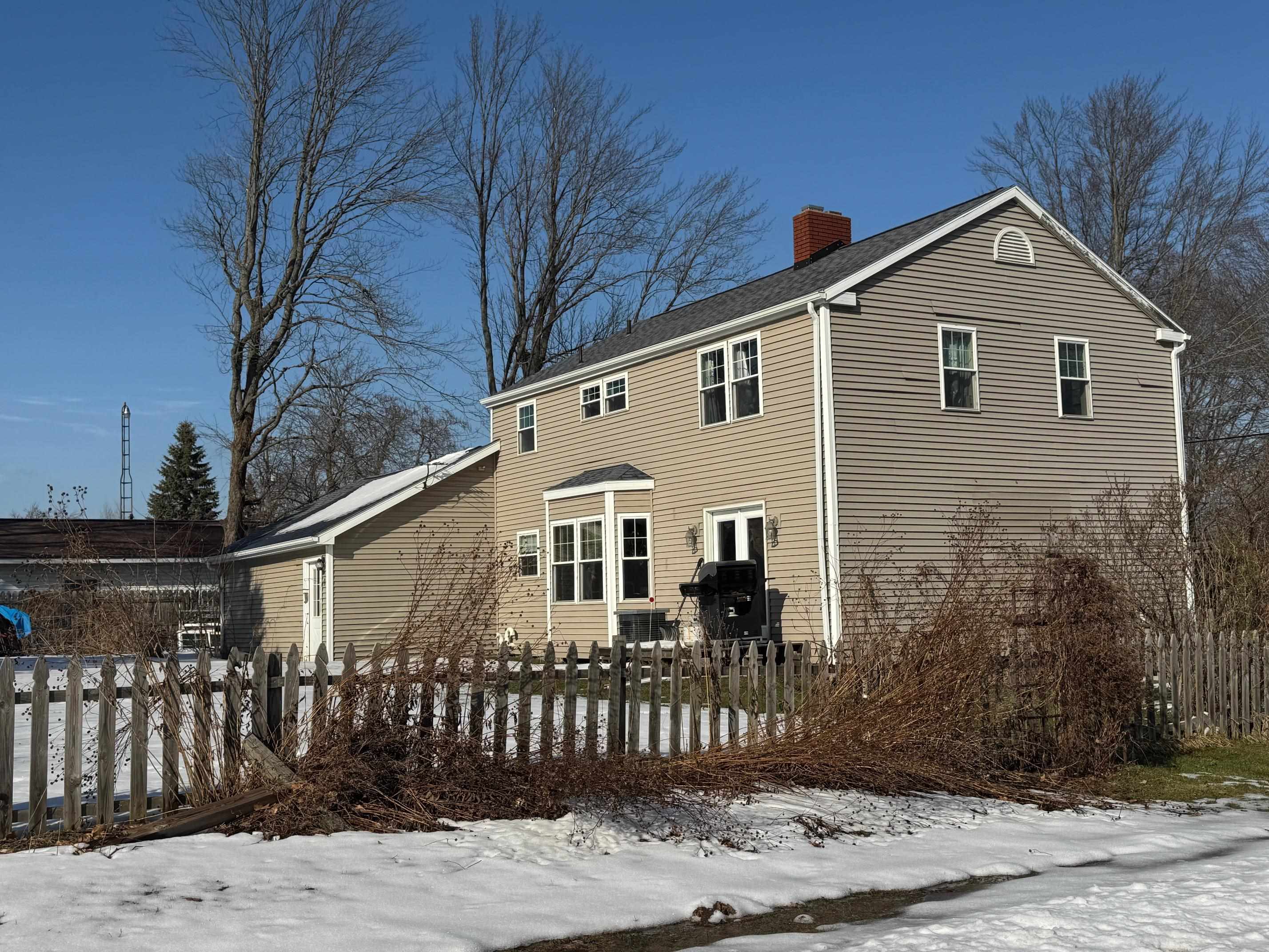 304 Oliver Street, Houghton Lake, MI, 48629