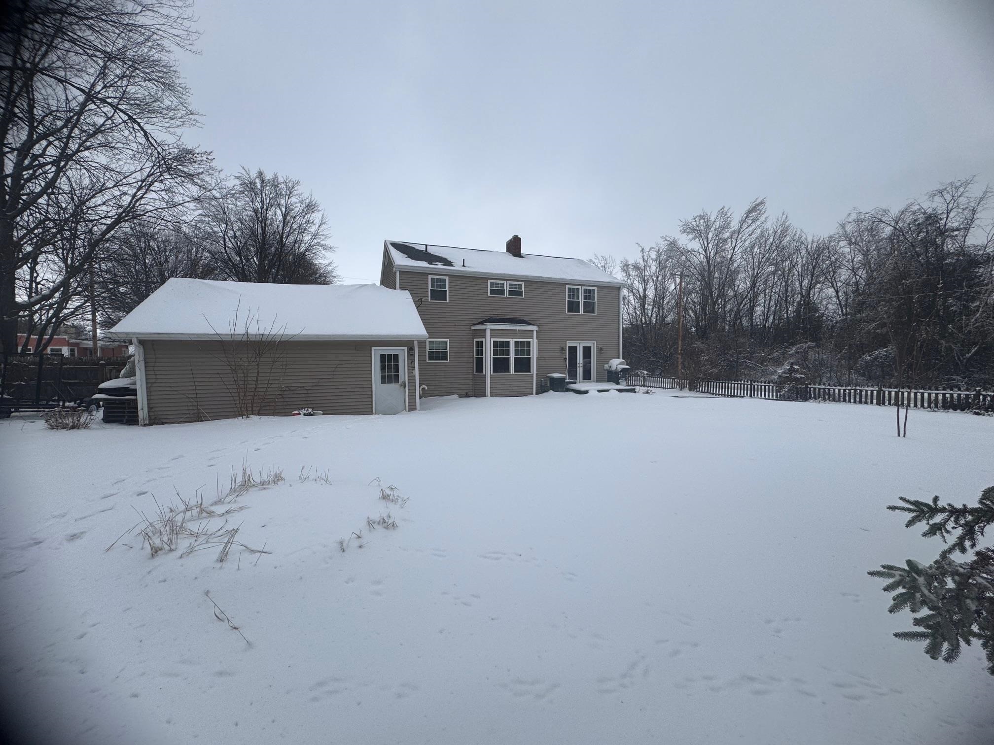304 Oliver Street, Houghton Lake, MI, 48629