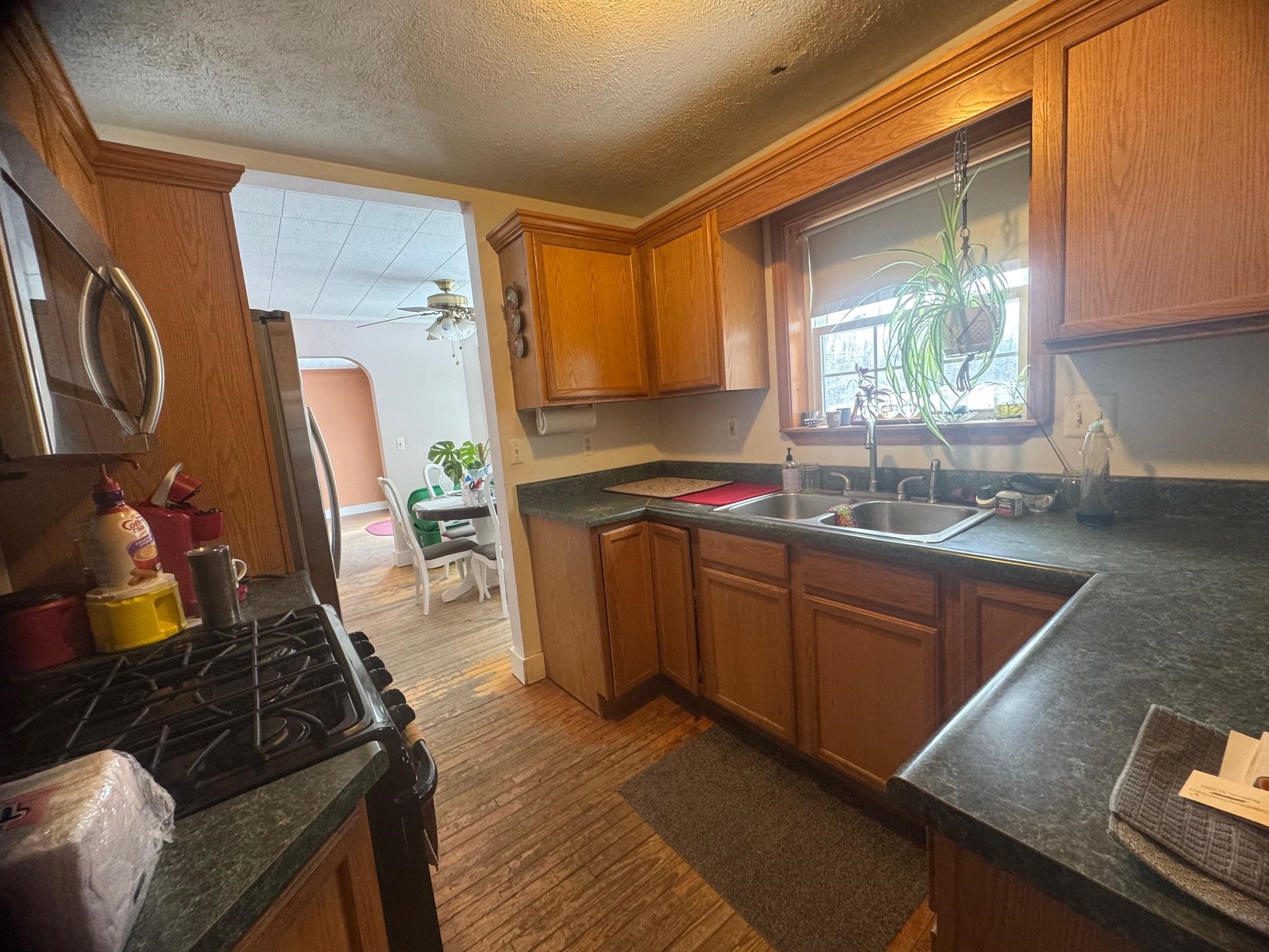 304 Oliver Street, Houghton Lake, MI, 48629