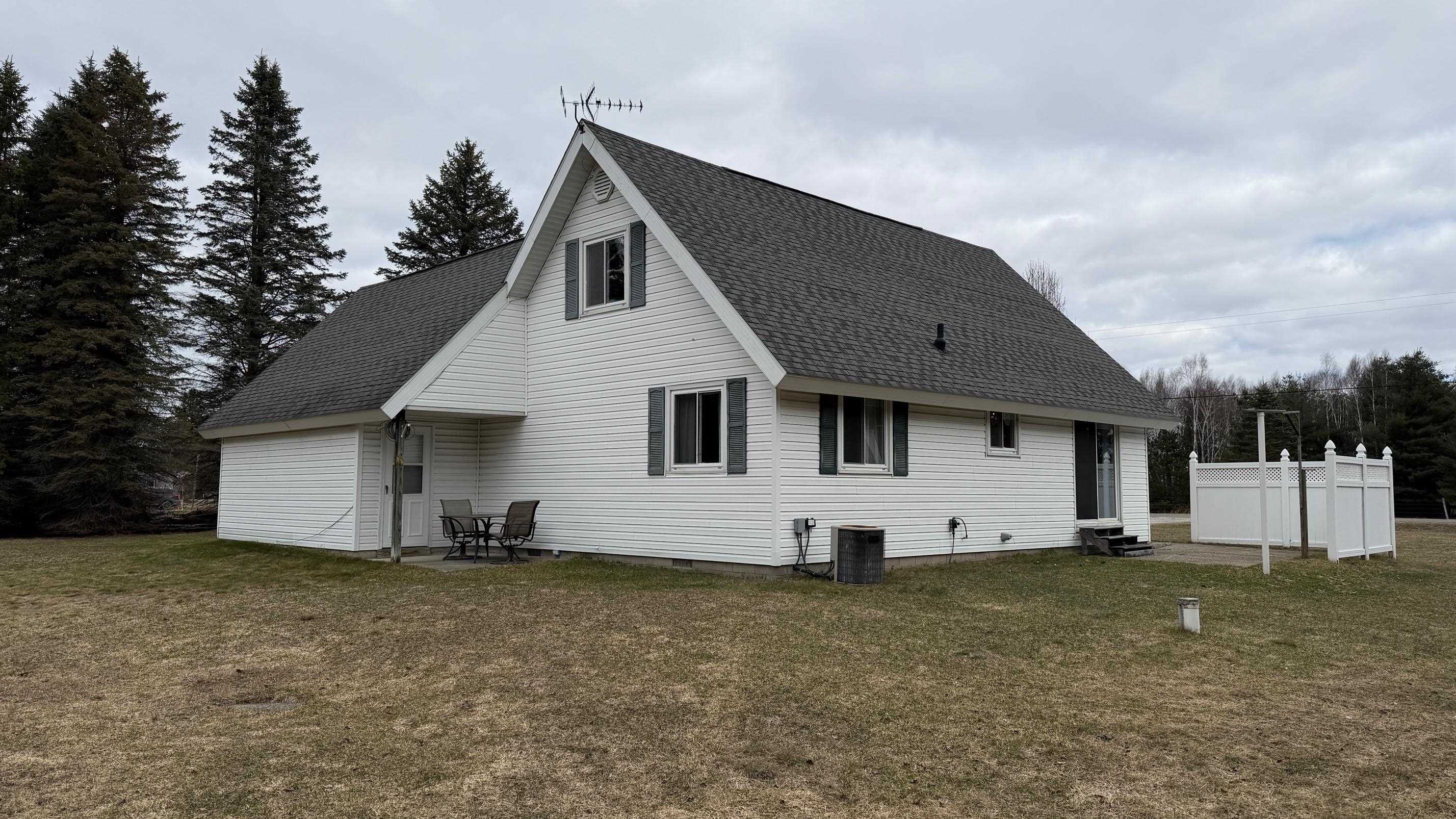 6455 N Geneva Road, Coleman, MI, 48618