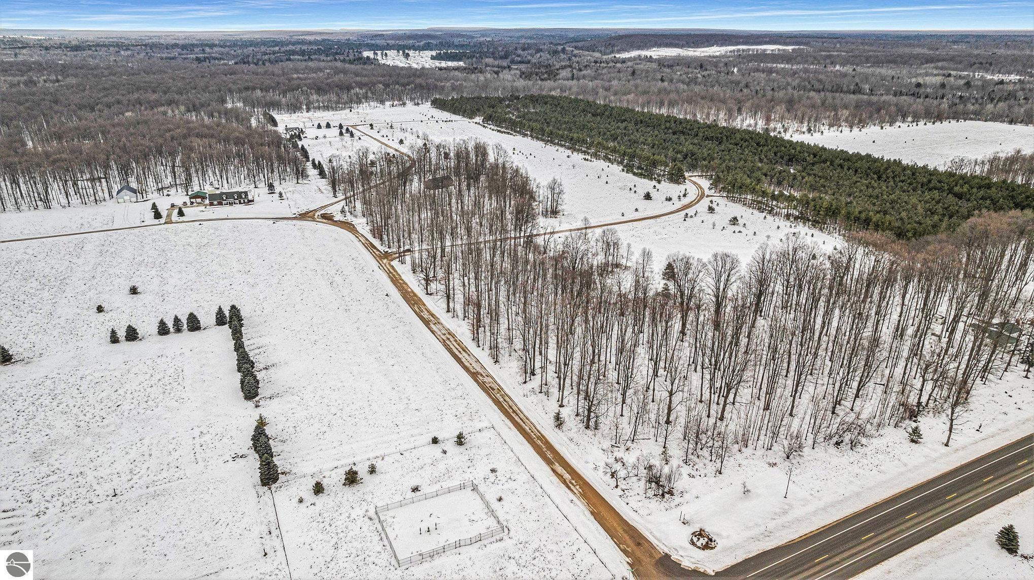 331 Kleehammer Club Drive, Kalkaska, MI, 49646