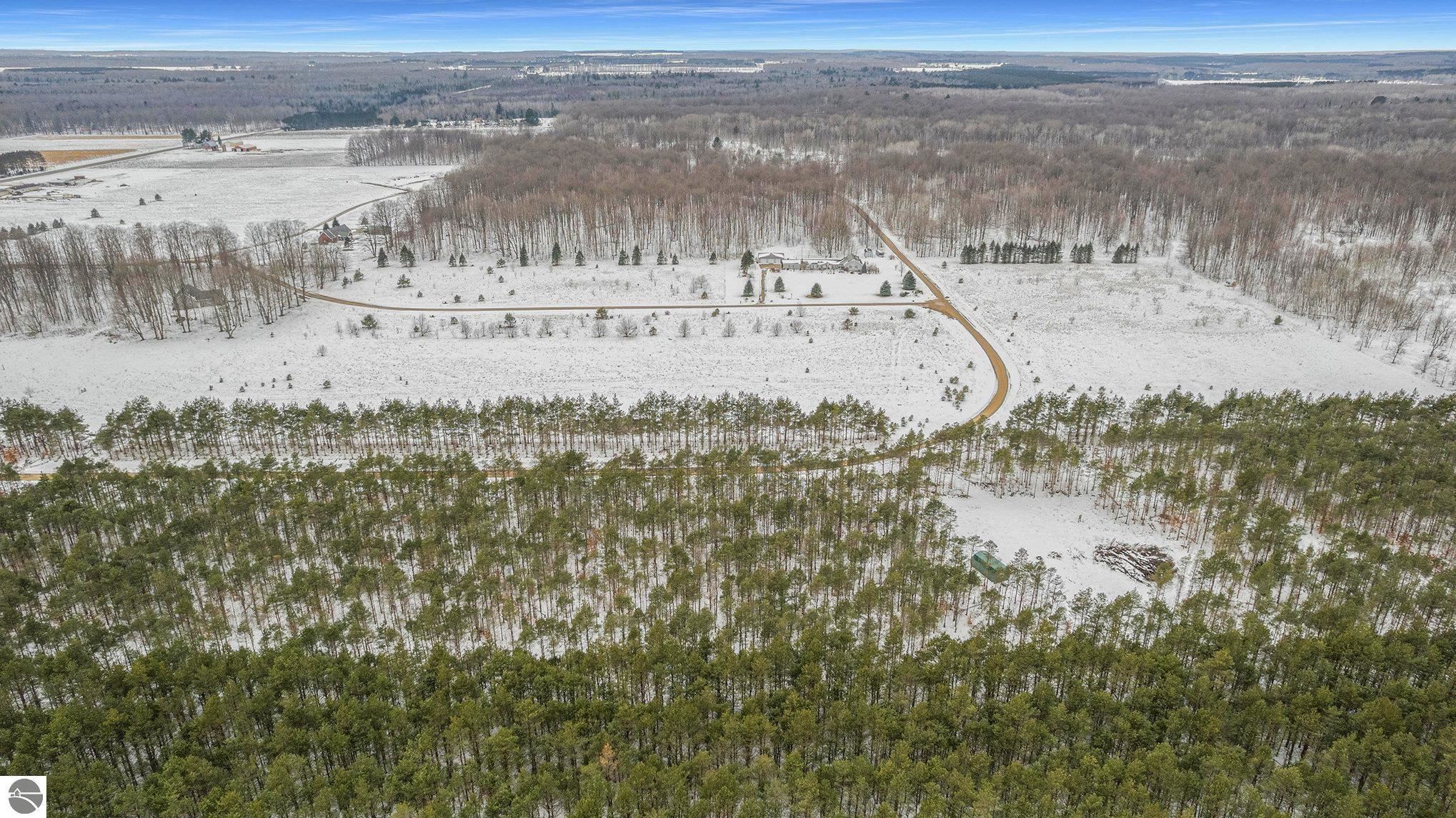 331 Kleehammer Club Drive, Kalkaska, MI, 49646