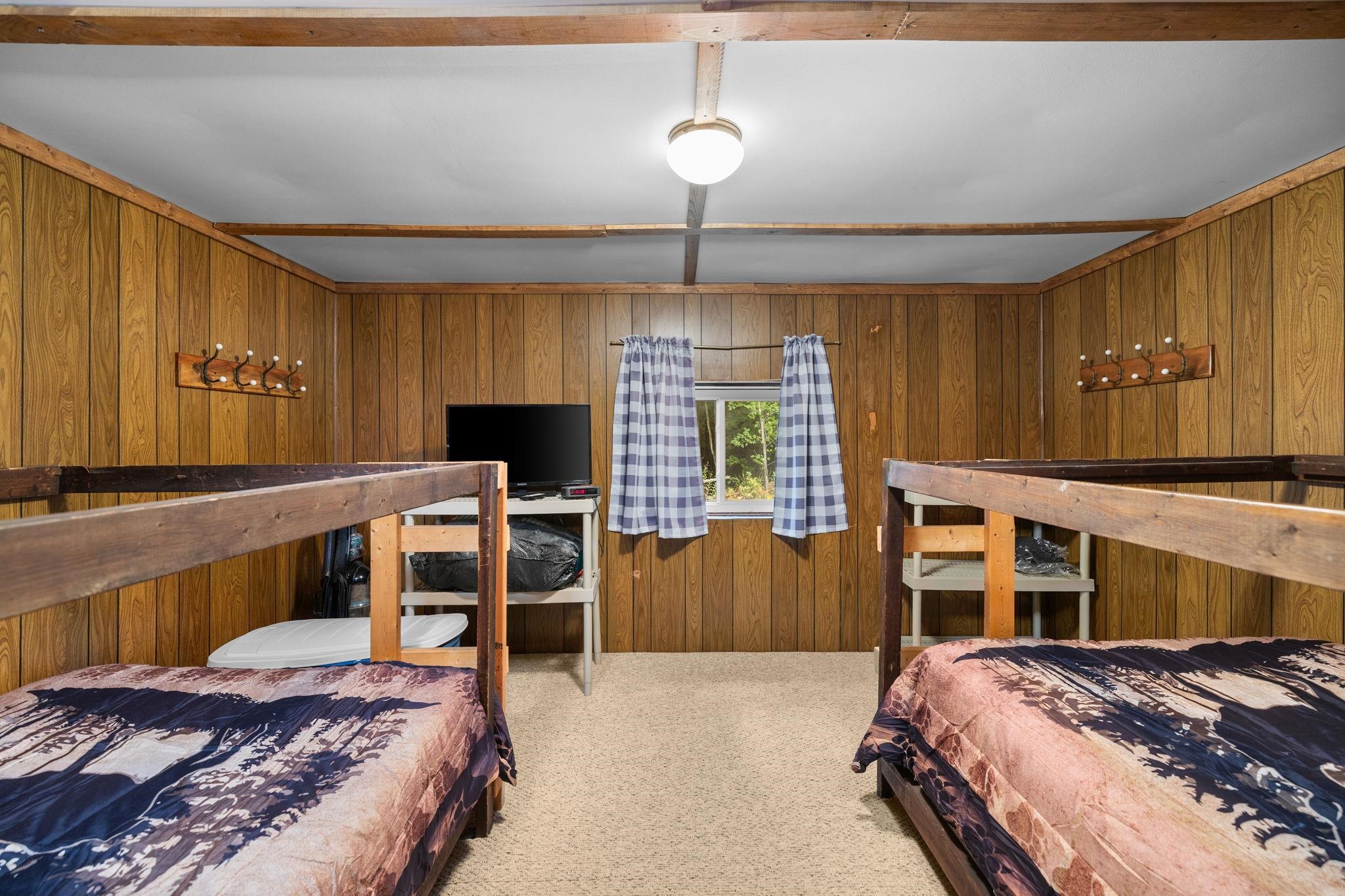 12525 SW Coster Road, Fife Lake, MI, 49633