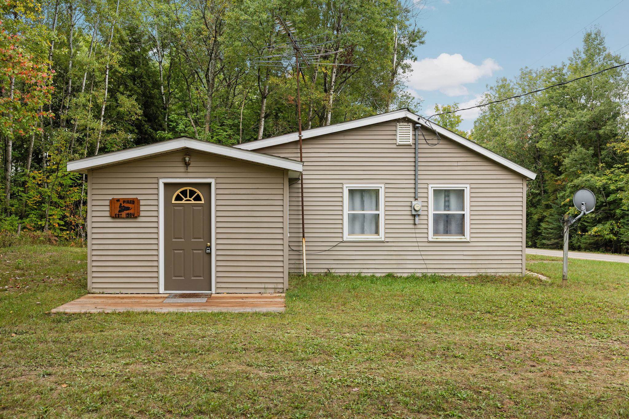 12525 SW Coster Road, Fife Lake, MI, 49633