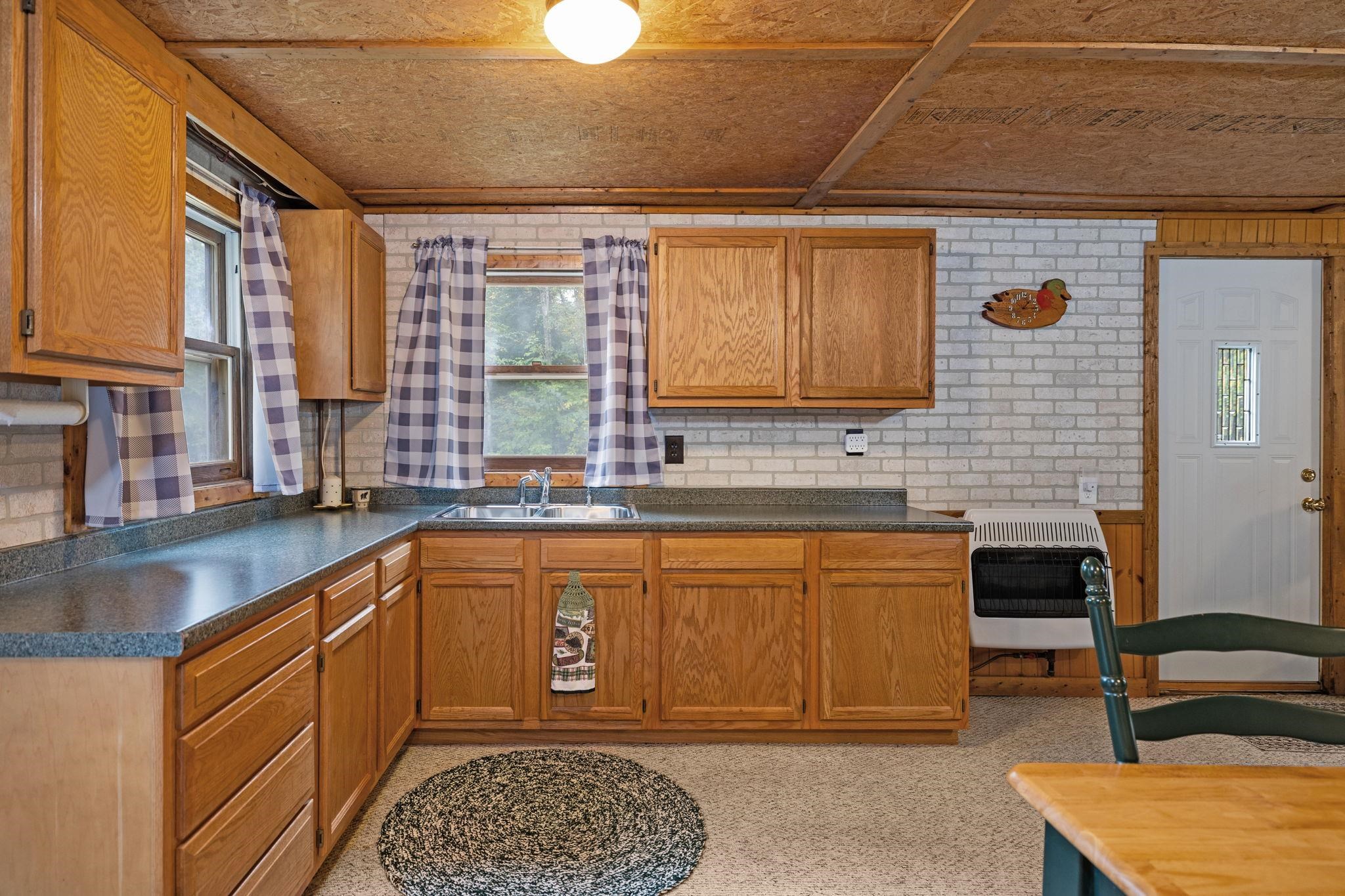 12525 SW Coster Road, Fife Lake, MI, 49633