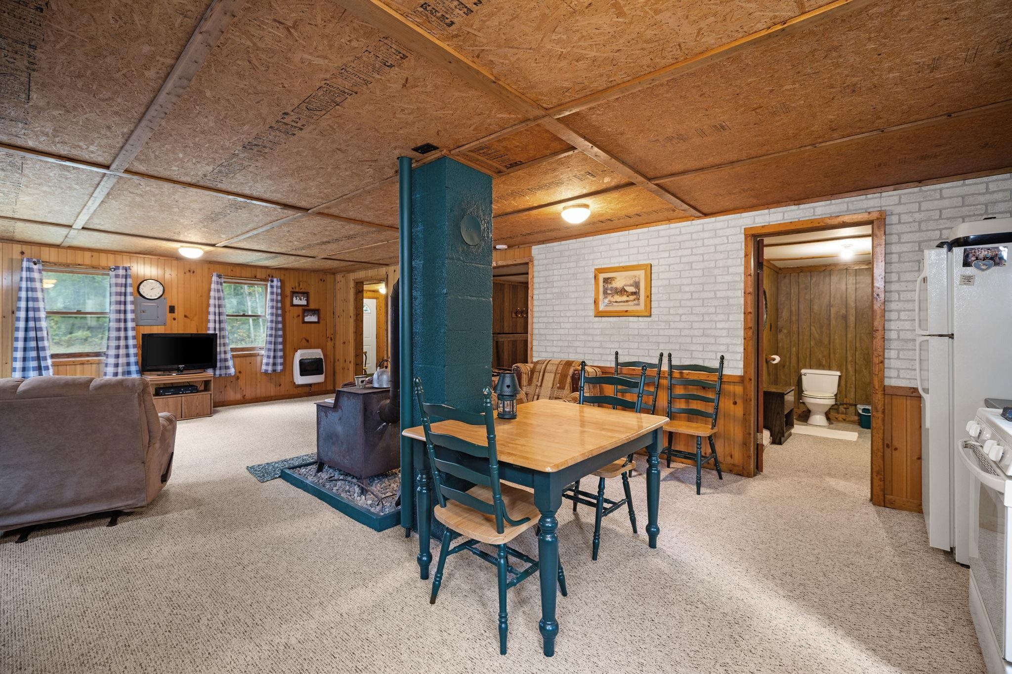 12525 SW Coster Road, Fife Lake, MI, 49633