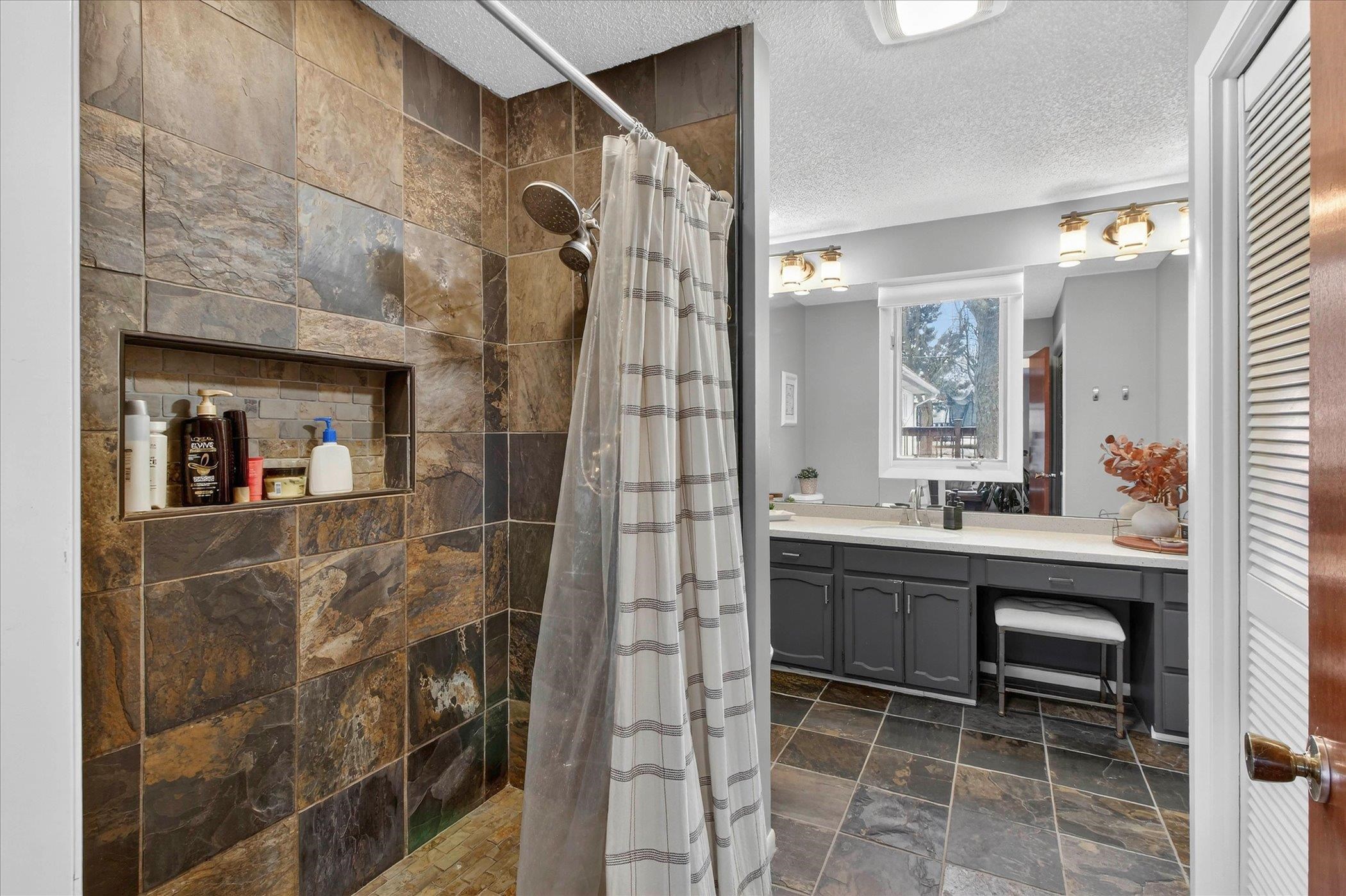 980 Glencoe Road, Alma, MI, 48801