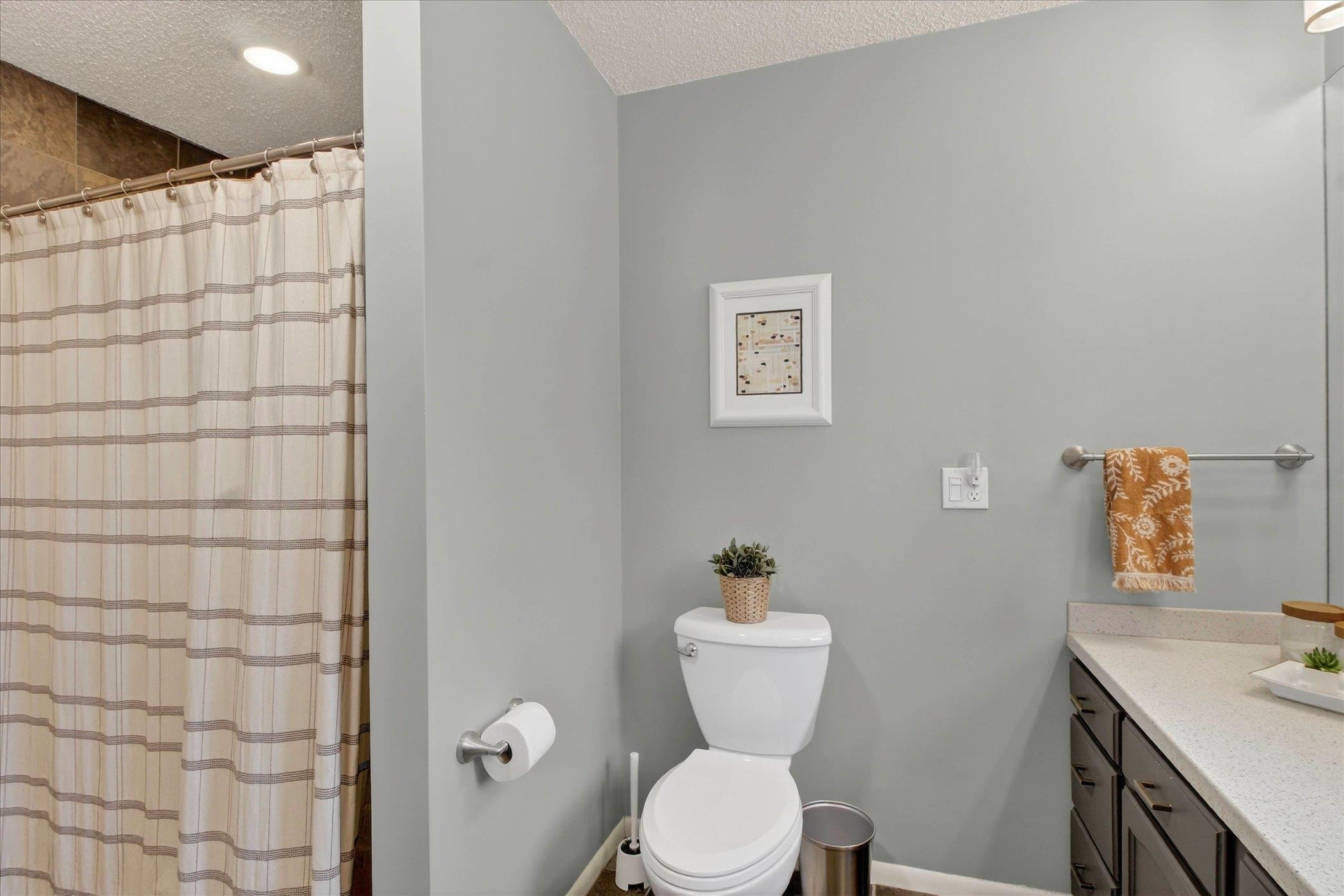 980 Glencoe Road, Alma, MI, 48801