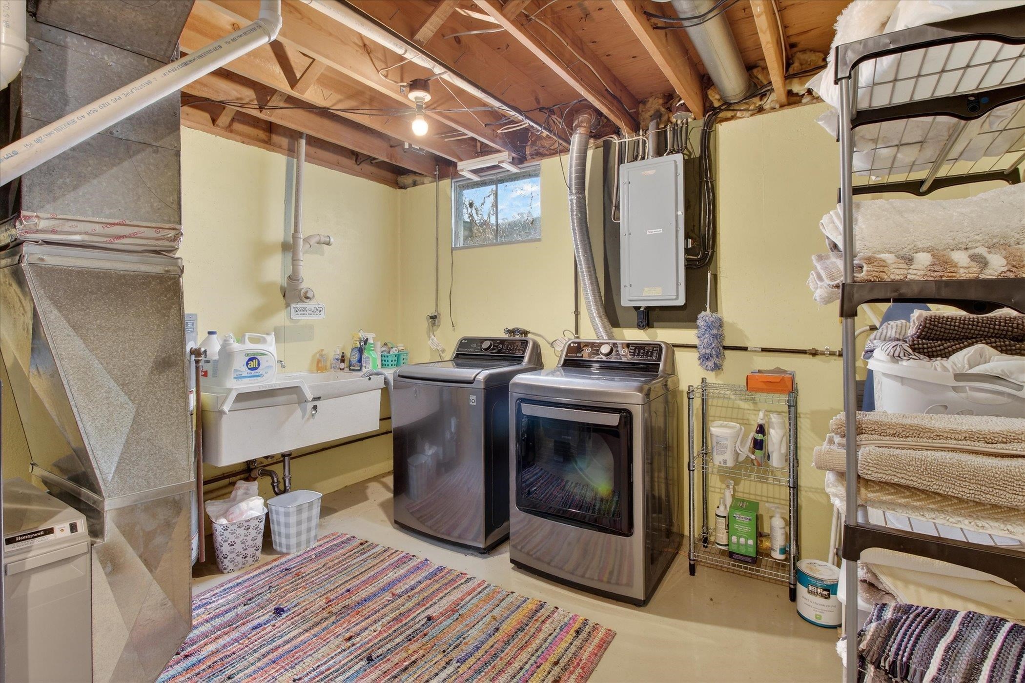 980 Glencoe Road, Alma, MI, 48801