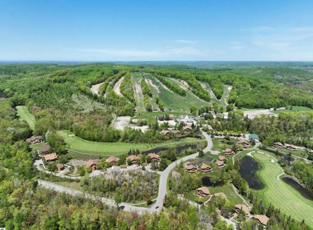 30 Heideldorf Drive, Bellaire, MI, 49615