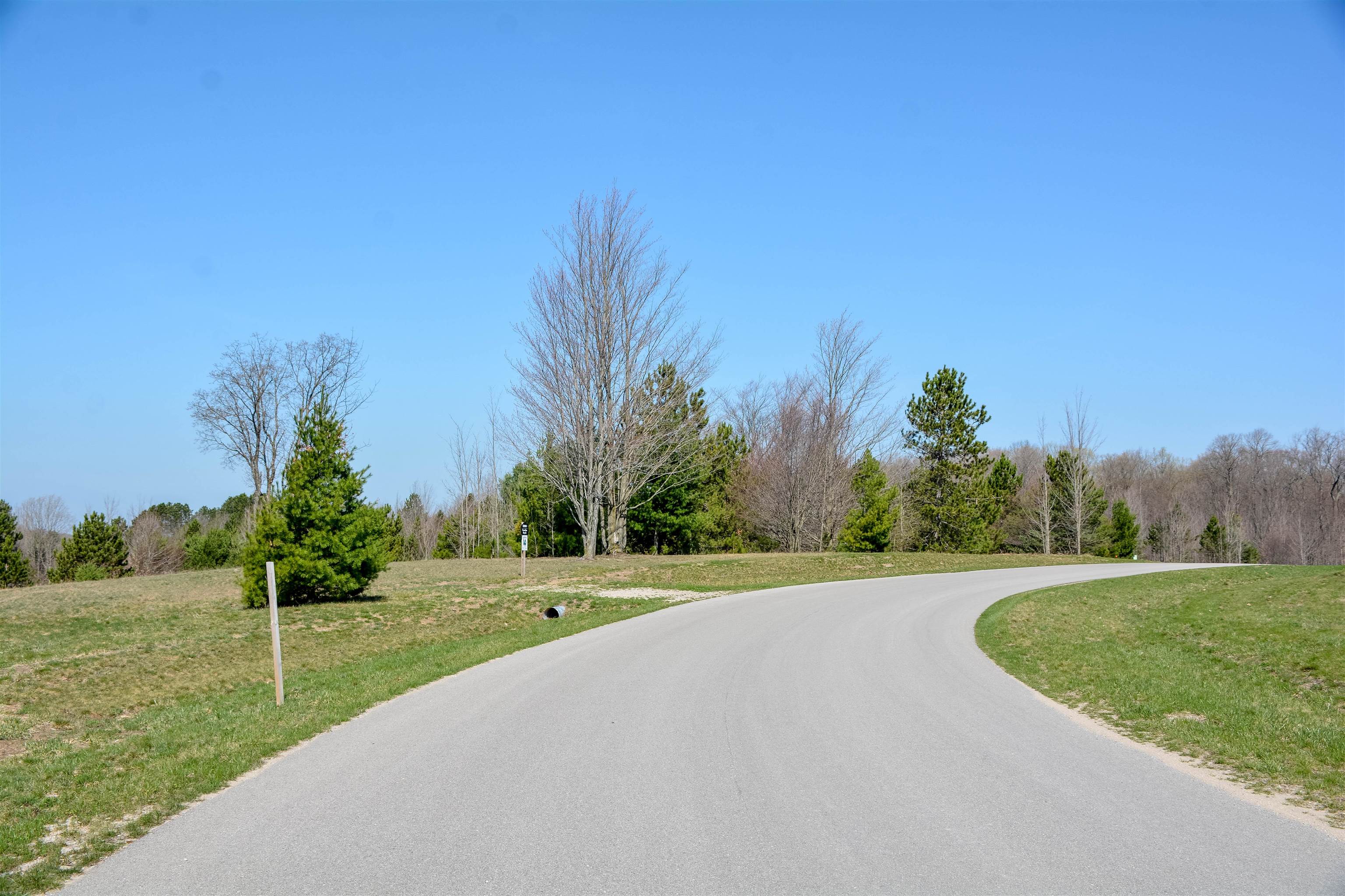 5986 Paradise Ranch, Kingsley, MI, 49649