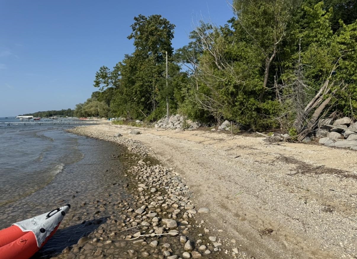 7608 Peninsula Road, Traverse City, MI, 49686