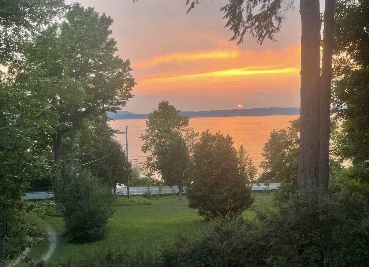 7608 Peninsula Road, Traverse City, MI, 49686