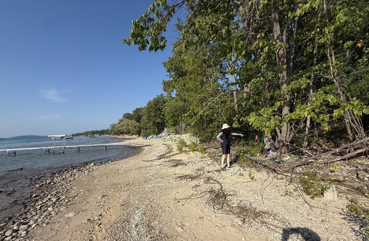 7608 Peninsula Road, Traverse City, MI, 49686