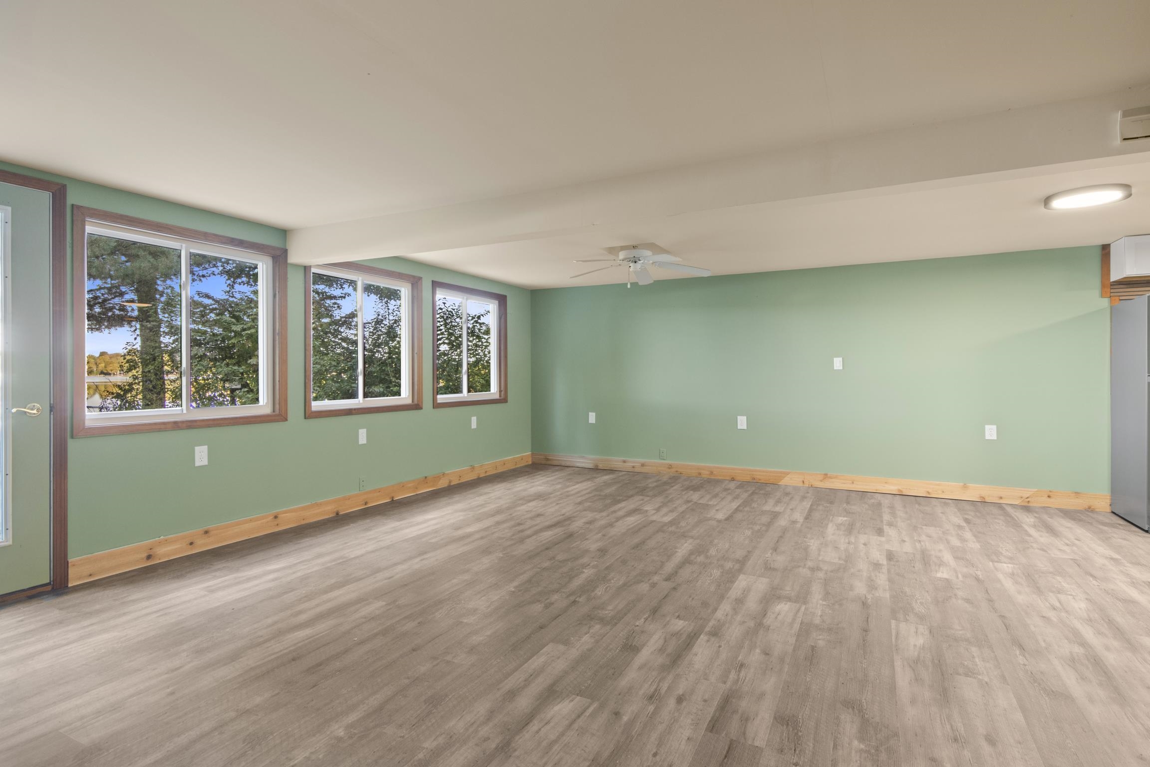 4032 Water View Drive, Grawn, MI, 49637-9503