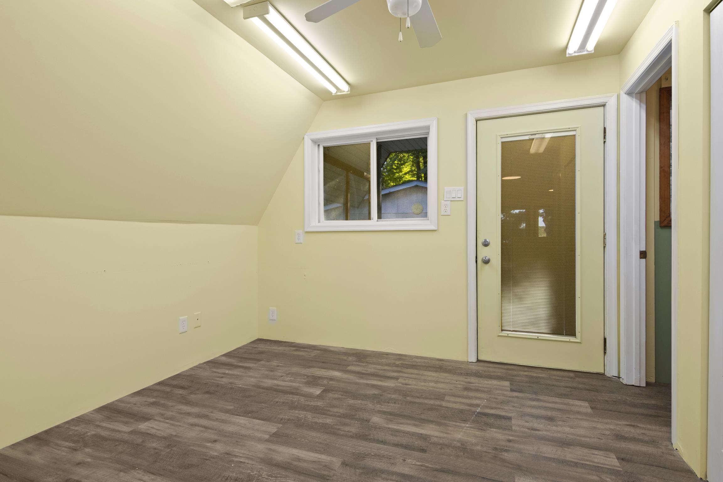 4032 Water View Drive, Grawn, MI, 49637-9503