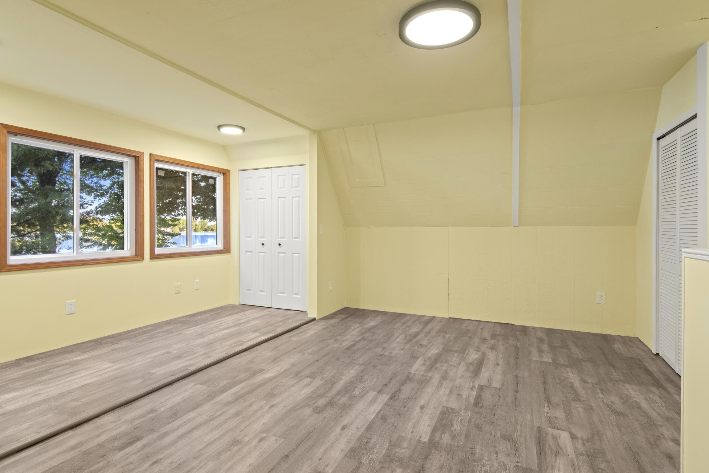 4032 Water View Drive, Grawn, MI, 49637-9503