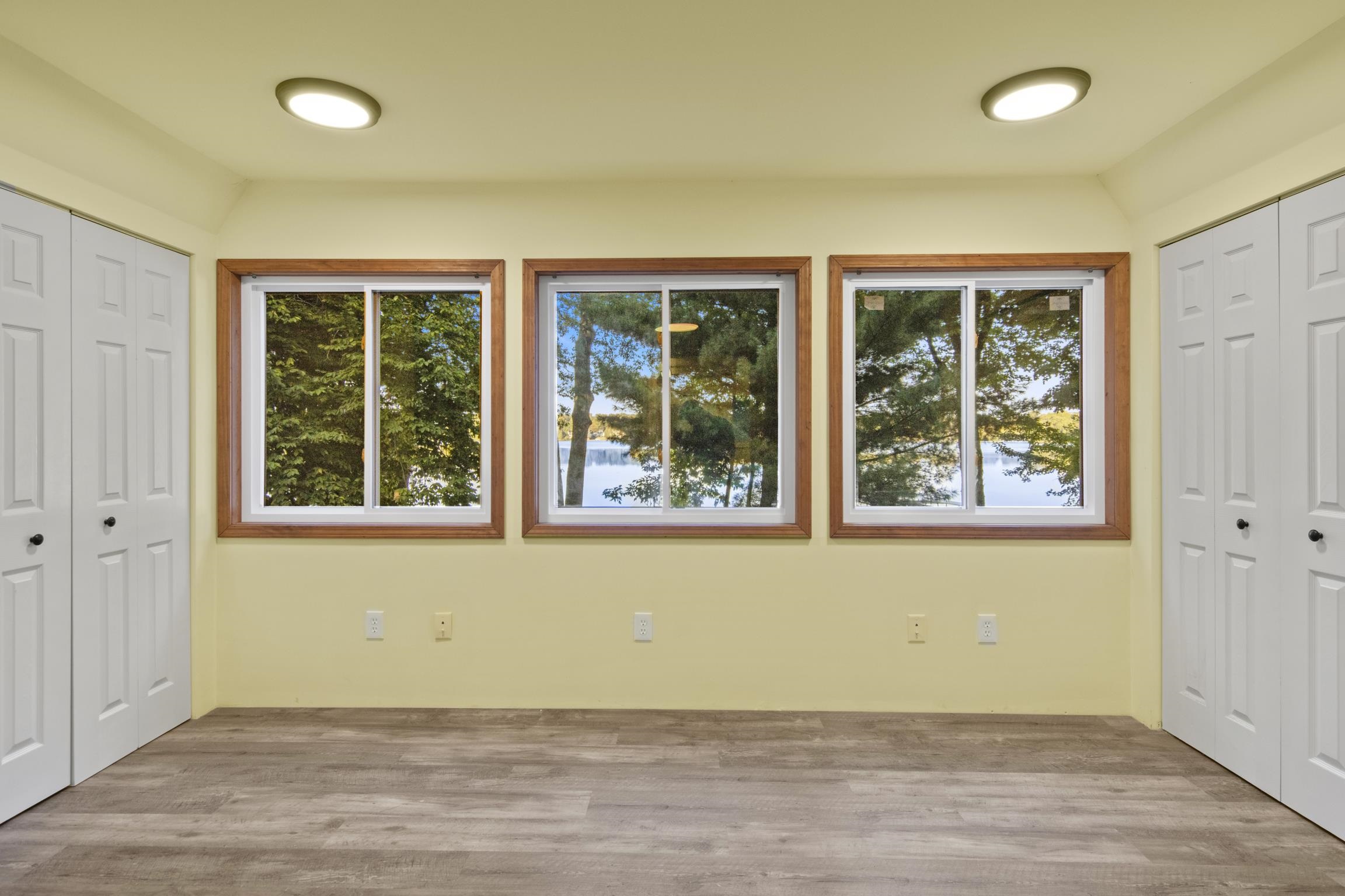 4032 Water View Drive, Grawn, MI, 49637-9503