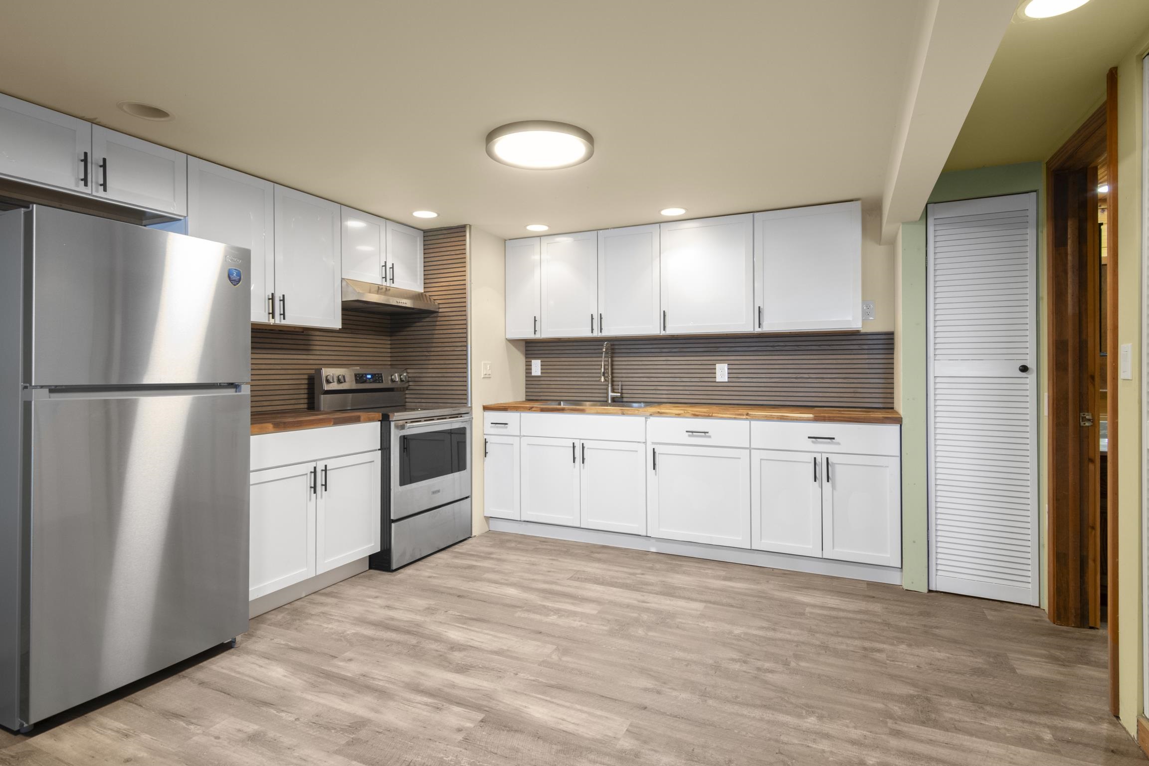 4032 Water View Drive, Grawn, MI, 49637-9503