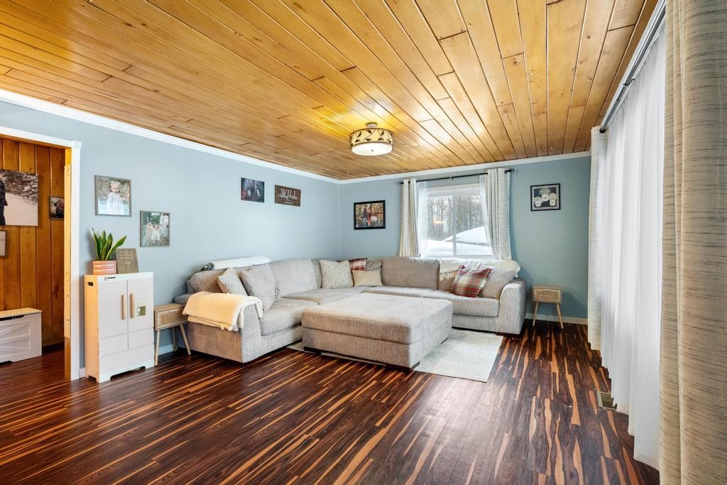 7939 NE Co Road 571, Mancelona, MI, 49659