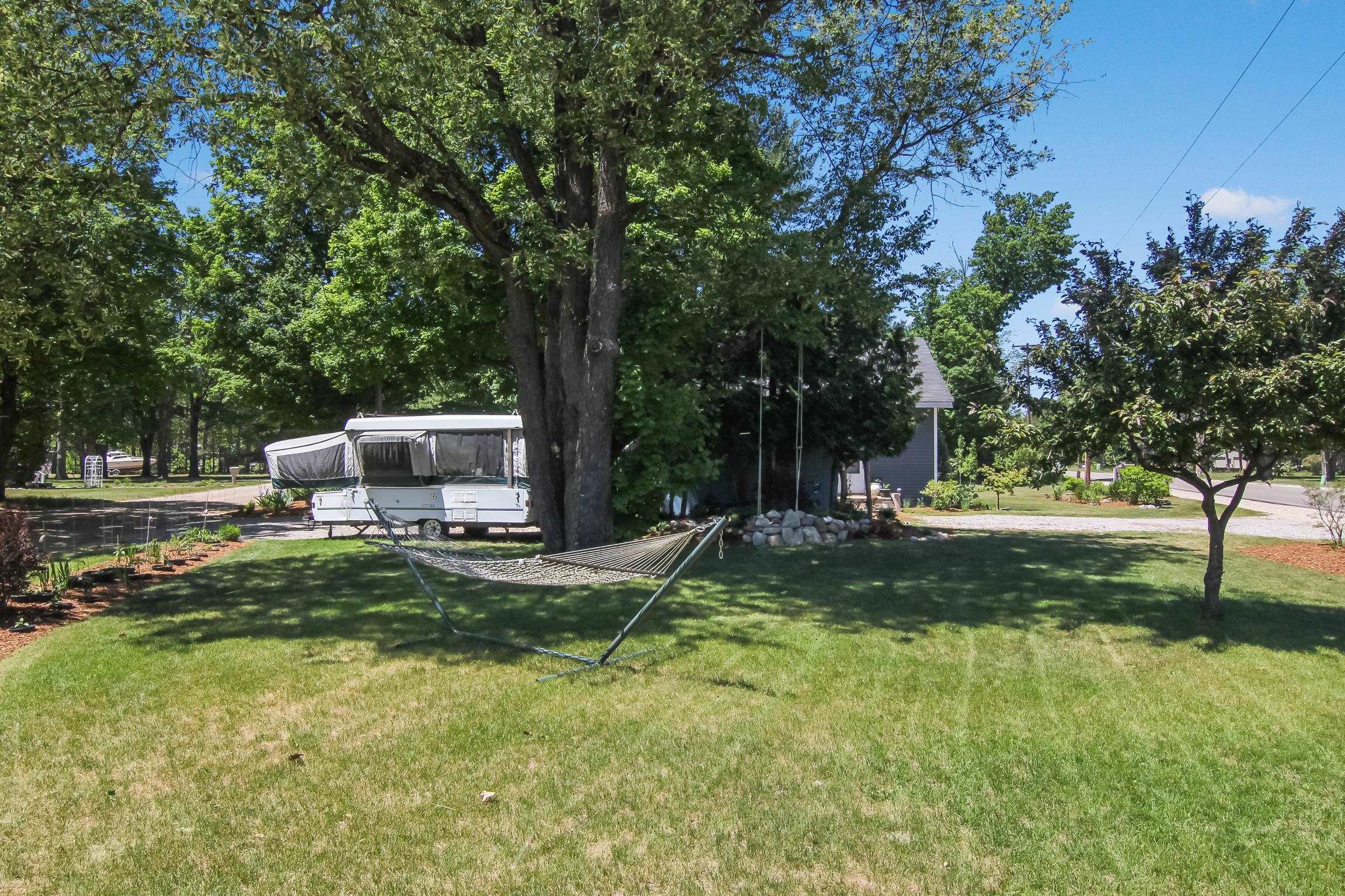 6033 Aarwood Road, Rapid City, MI, 49676