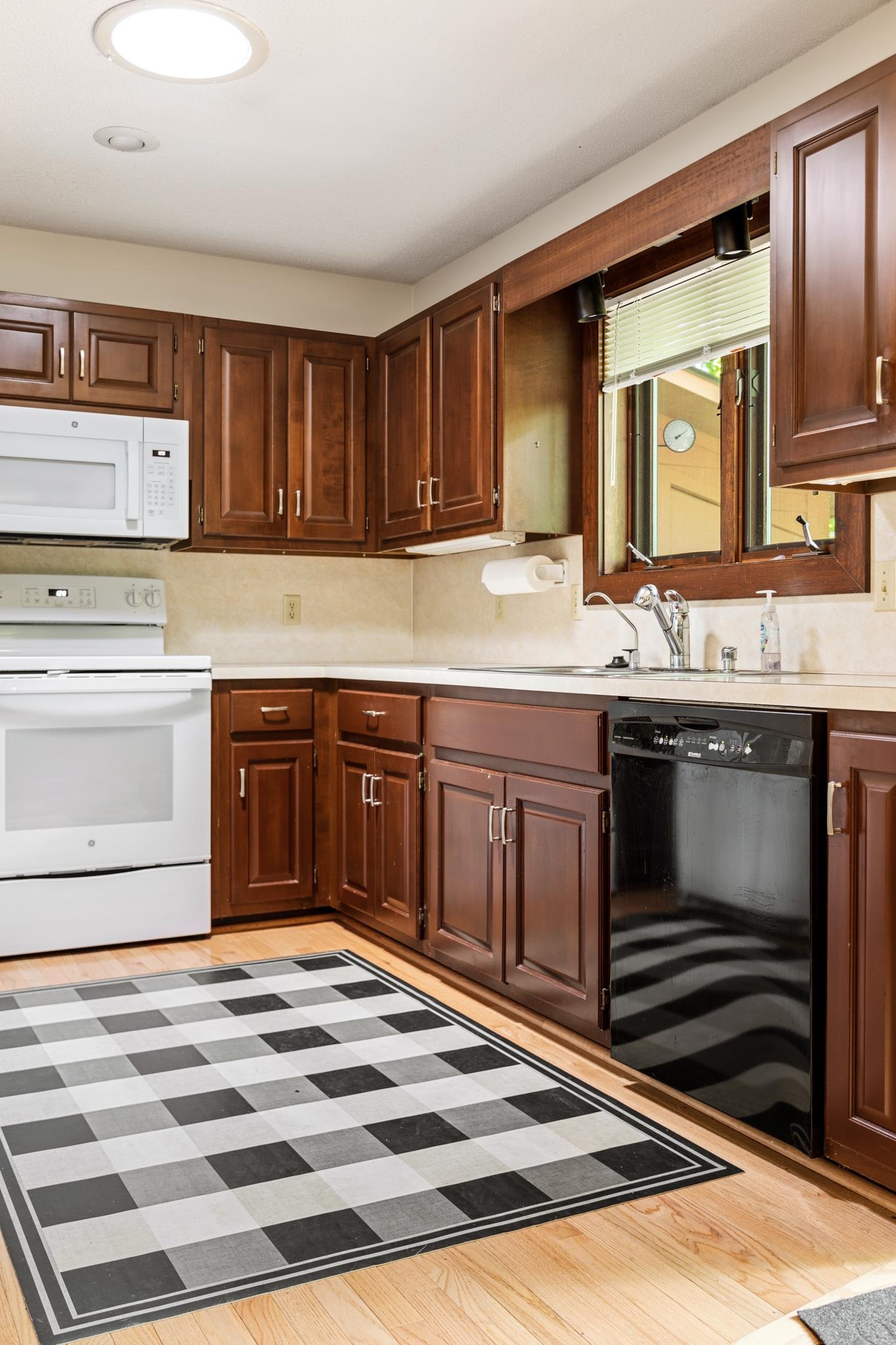 3862 N Trillium Drive, Leland, MI, 49654