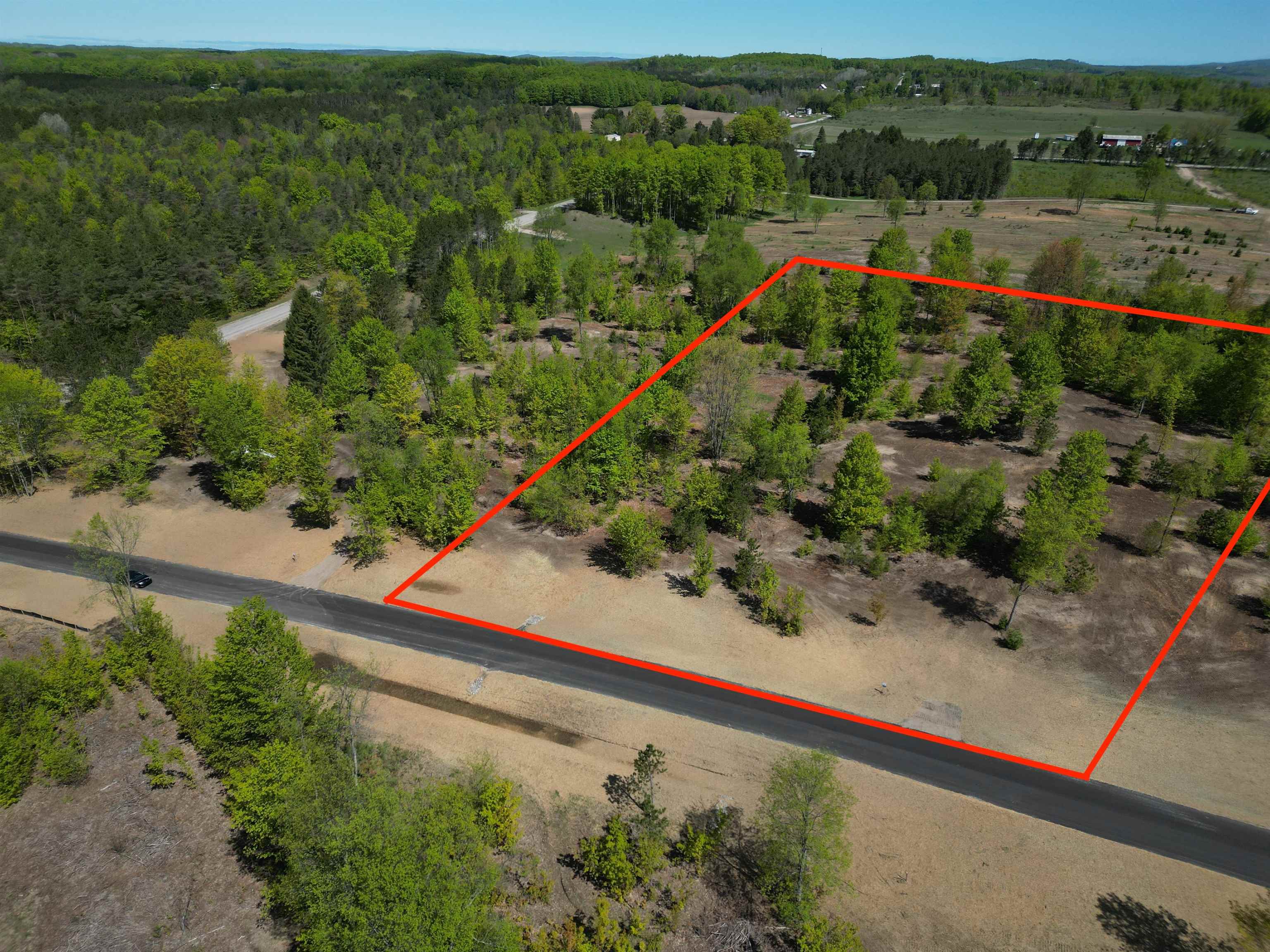 1029 E Solaris Way, Maple City, MI, 49664