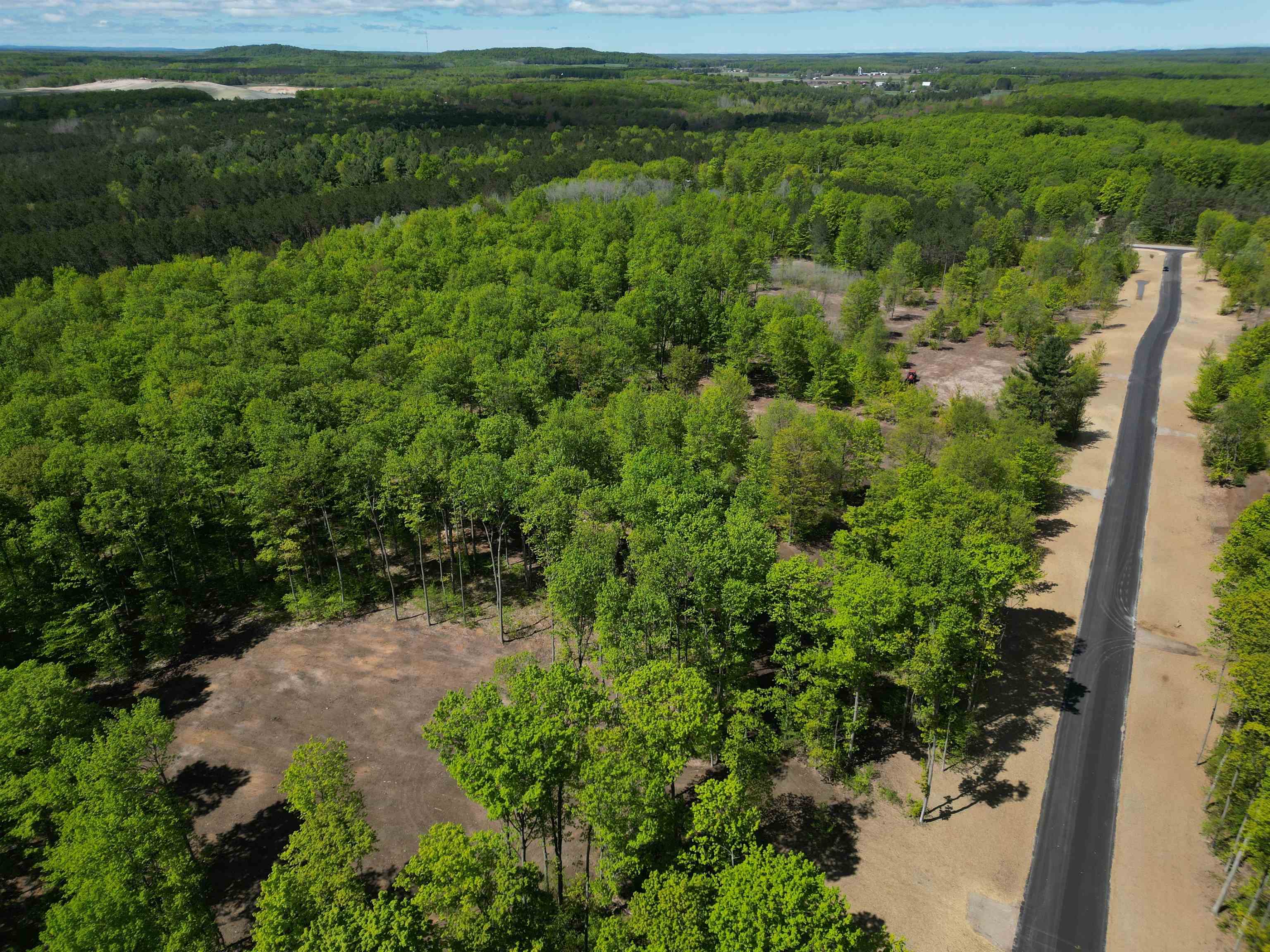 1060 E Solaris Way, Maple City, MI, 49664