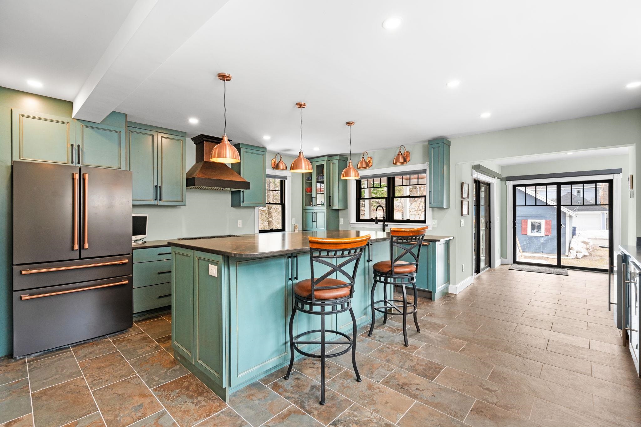 525 Fifth Street, Traverse City, MI, 49684