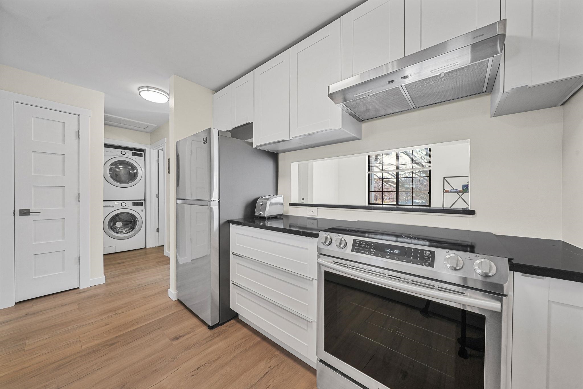 641 Riverine Drive UNIT&nbsp;201, Traverse City, MI, 49684