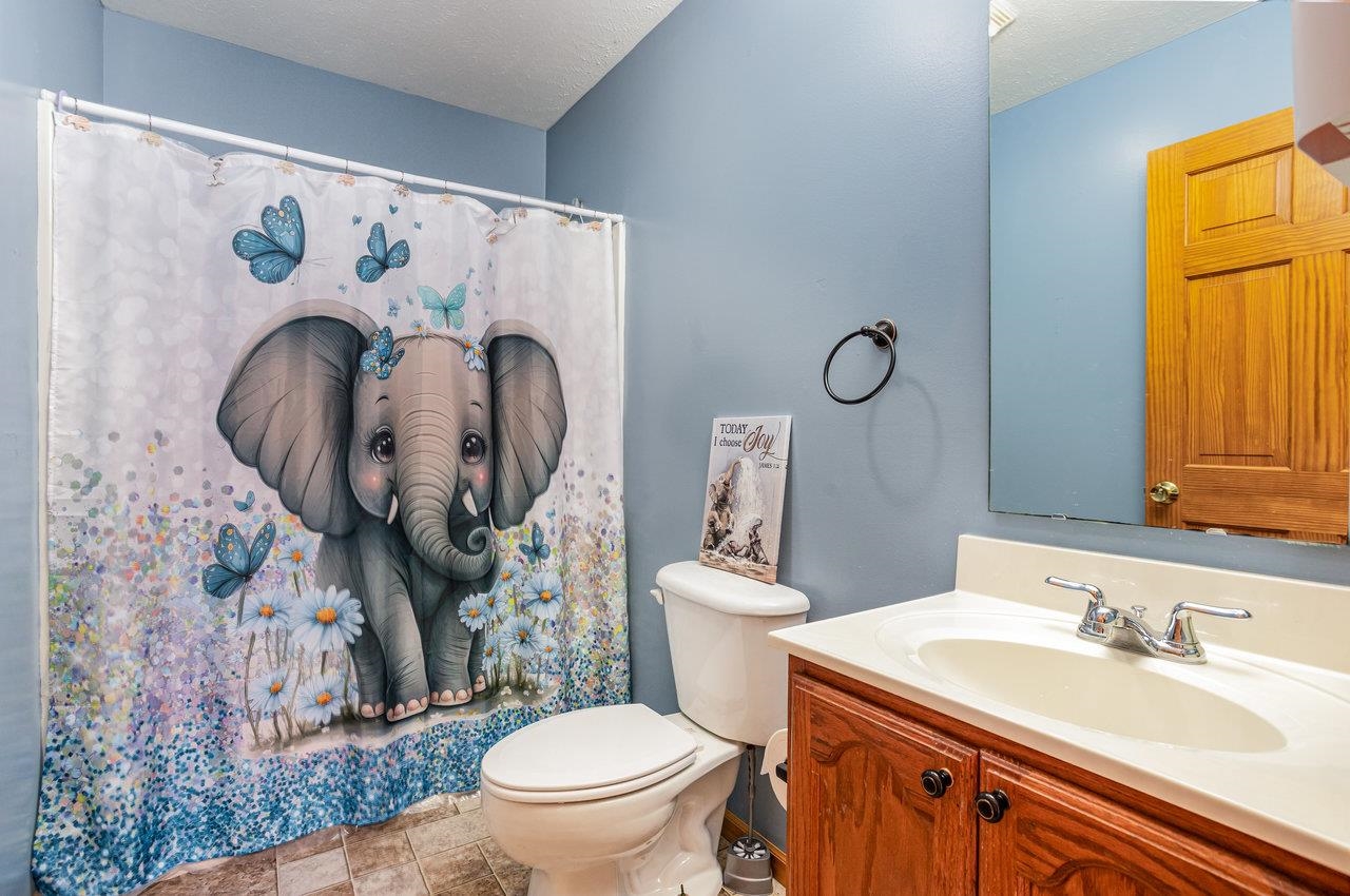 823 Valley Stream Court, Harrison, MI, 48625