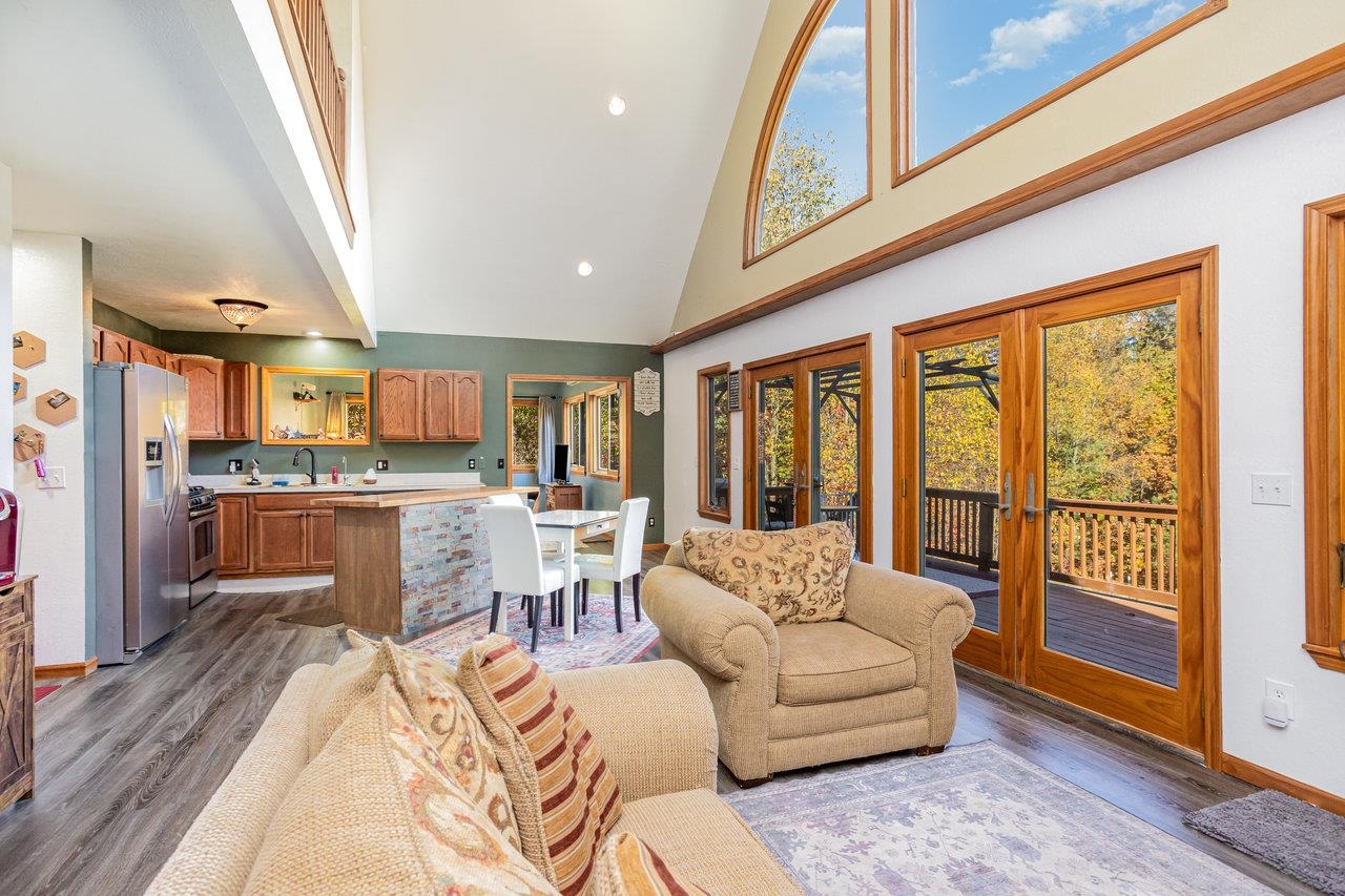 823 Valley Stream Court, Harrison, MI, 48625